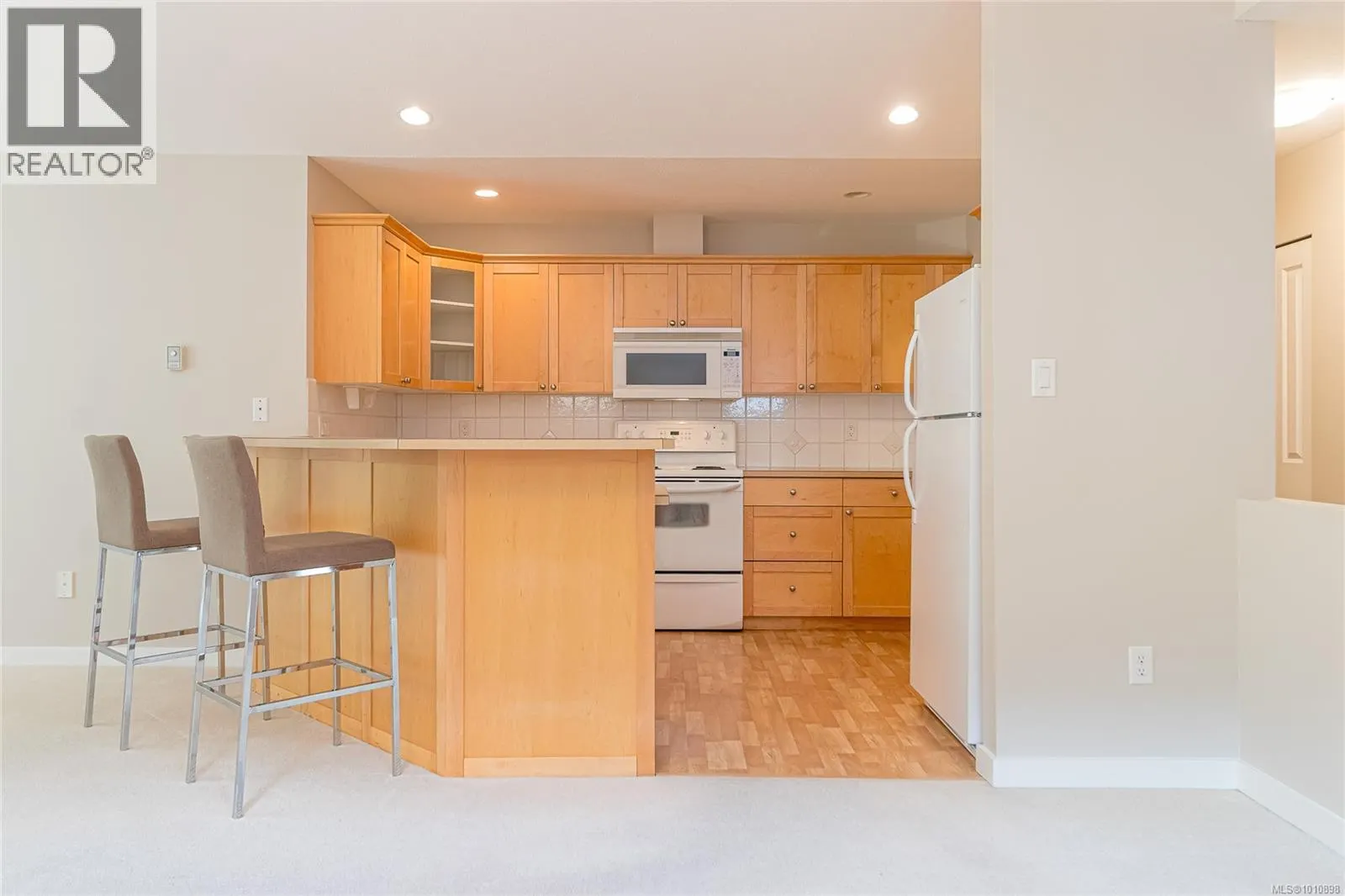 145 Meridian Way