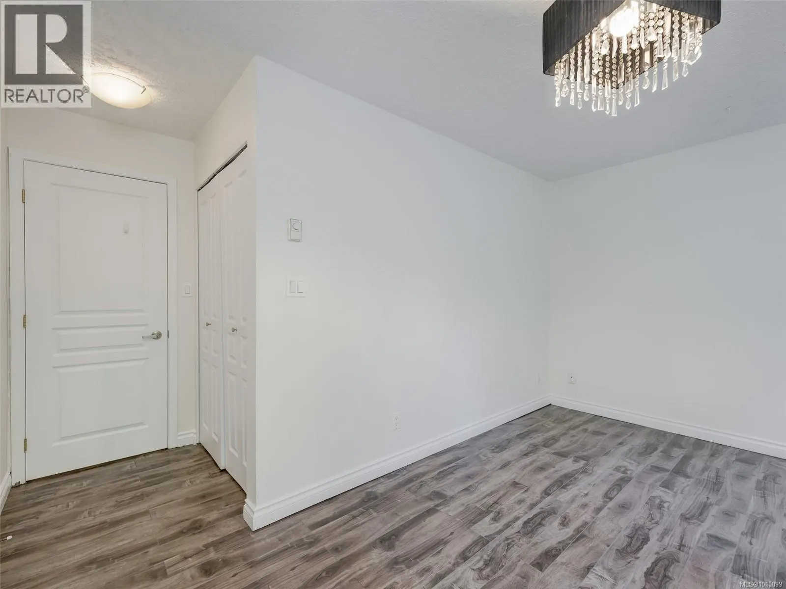 104 494 Marsett Pl