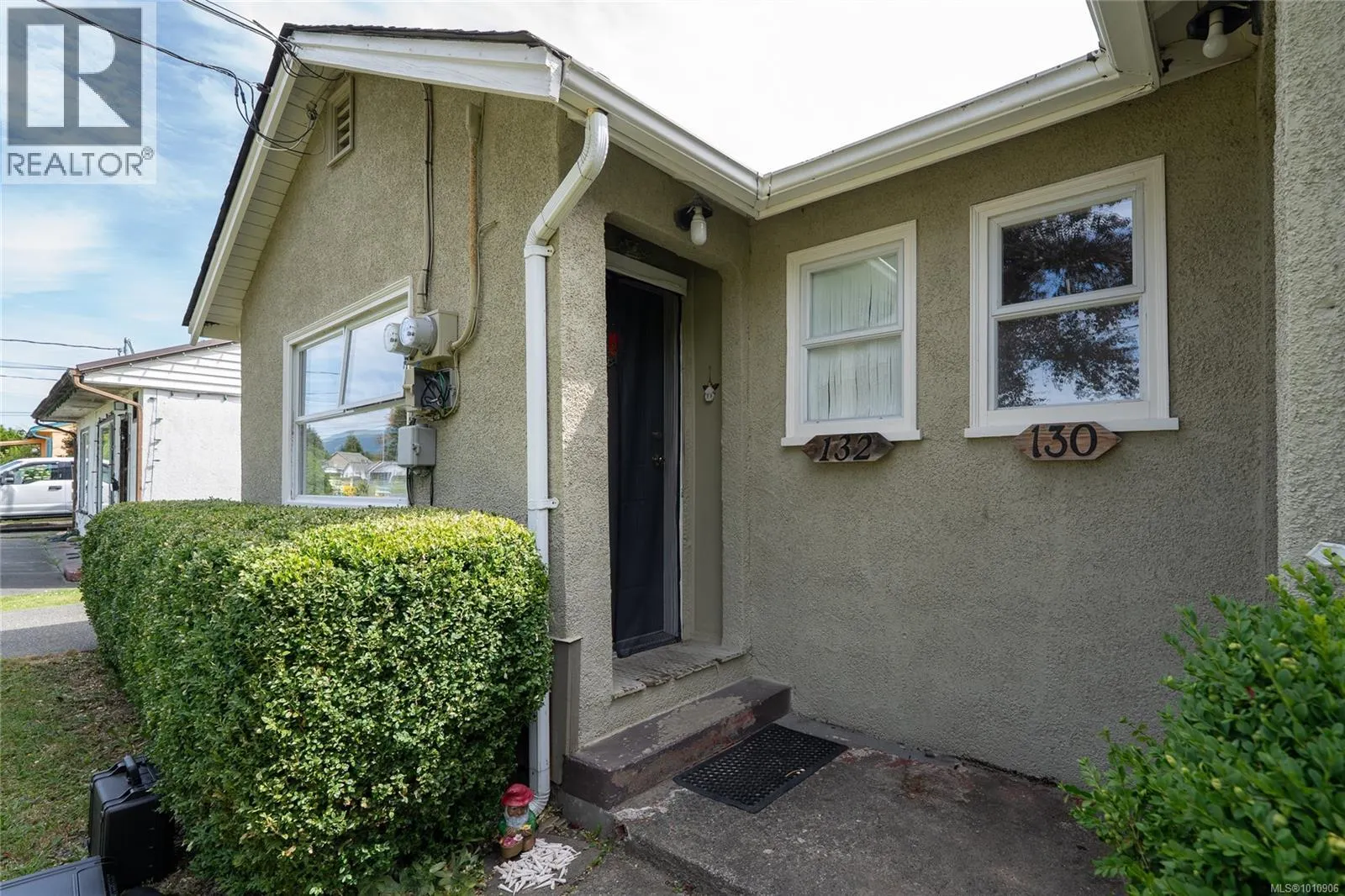 130 & 132 Beech Ave