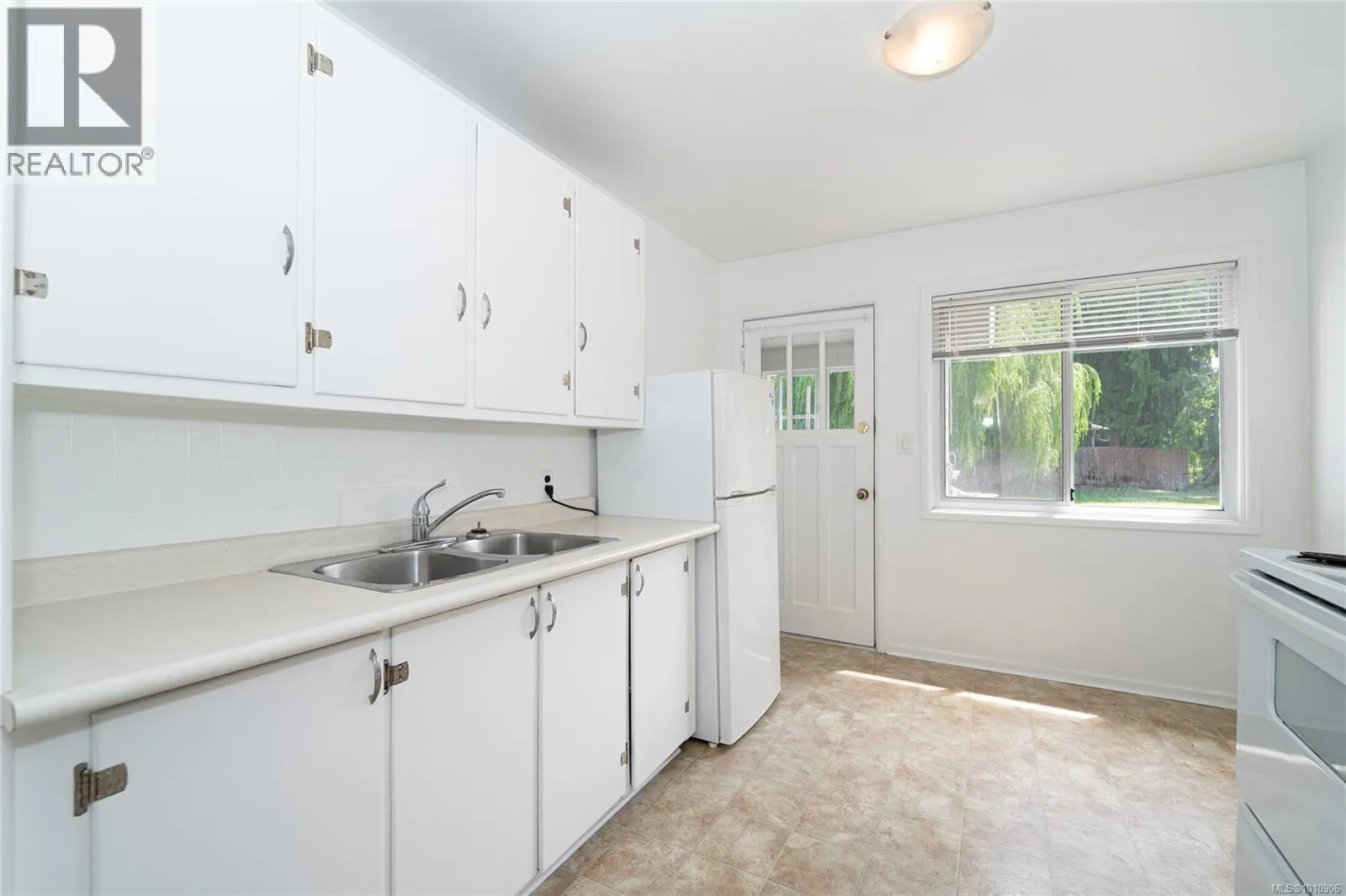 130 & 132 Beech Ave