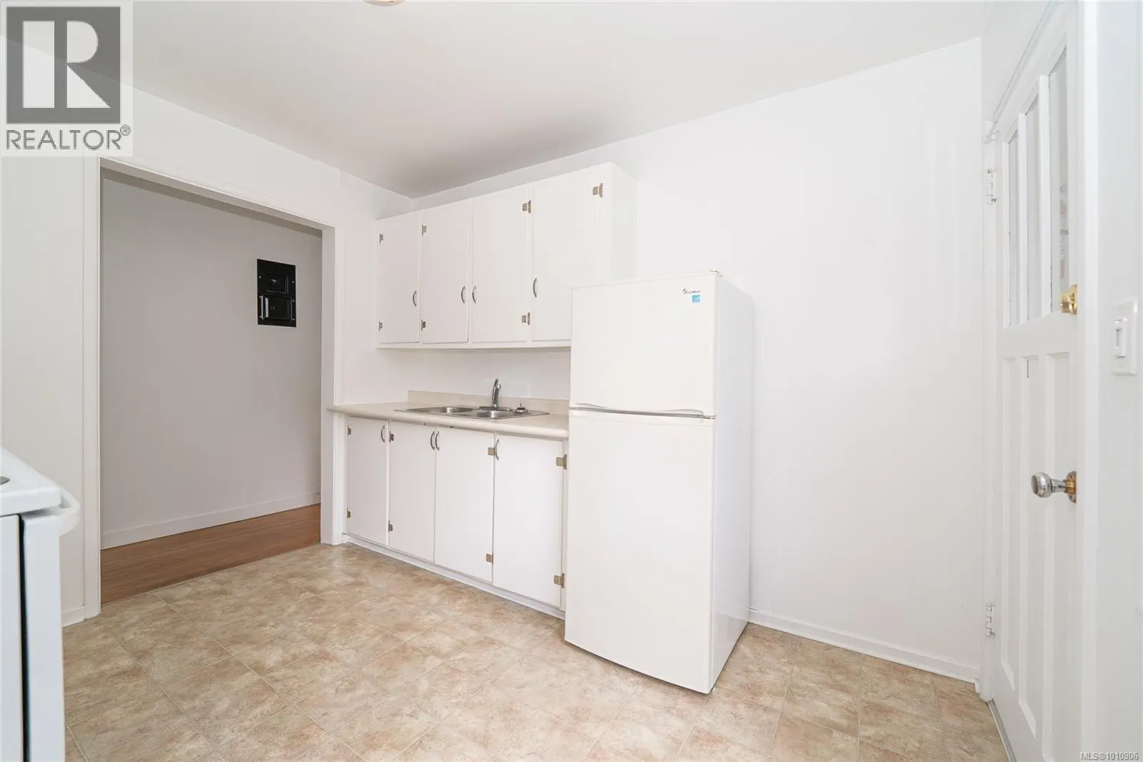 130 & 132 Beech Ave
