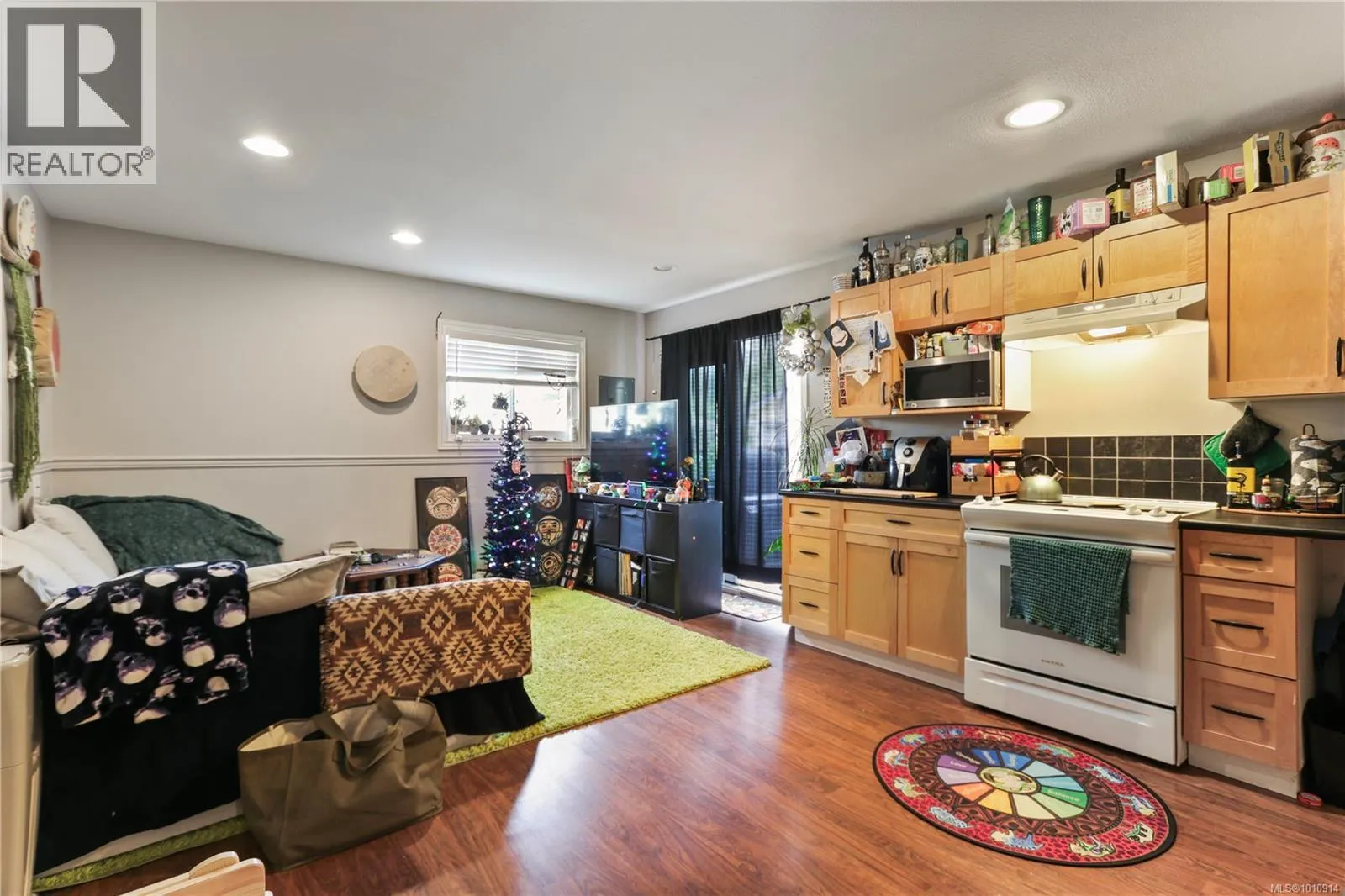 3313 Barrington Rd