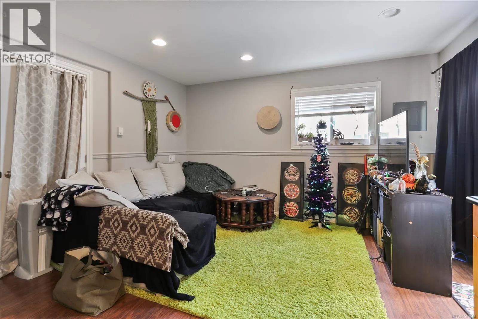 3313 Barrington Rd