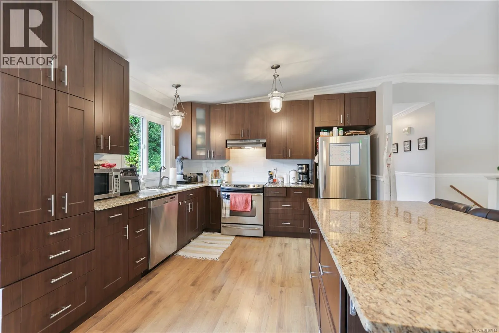 3313 Barrington Rd