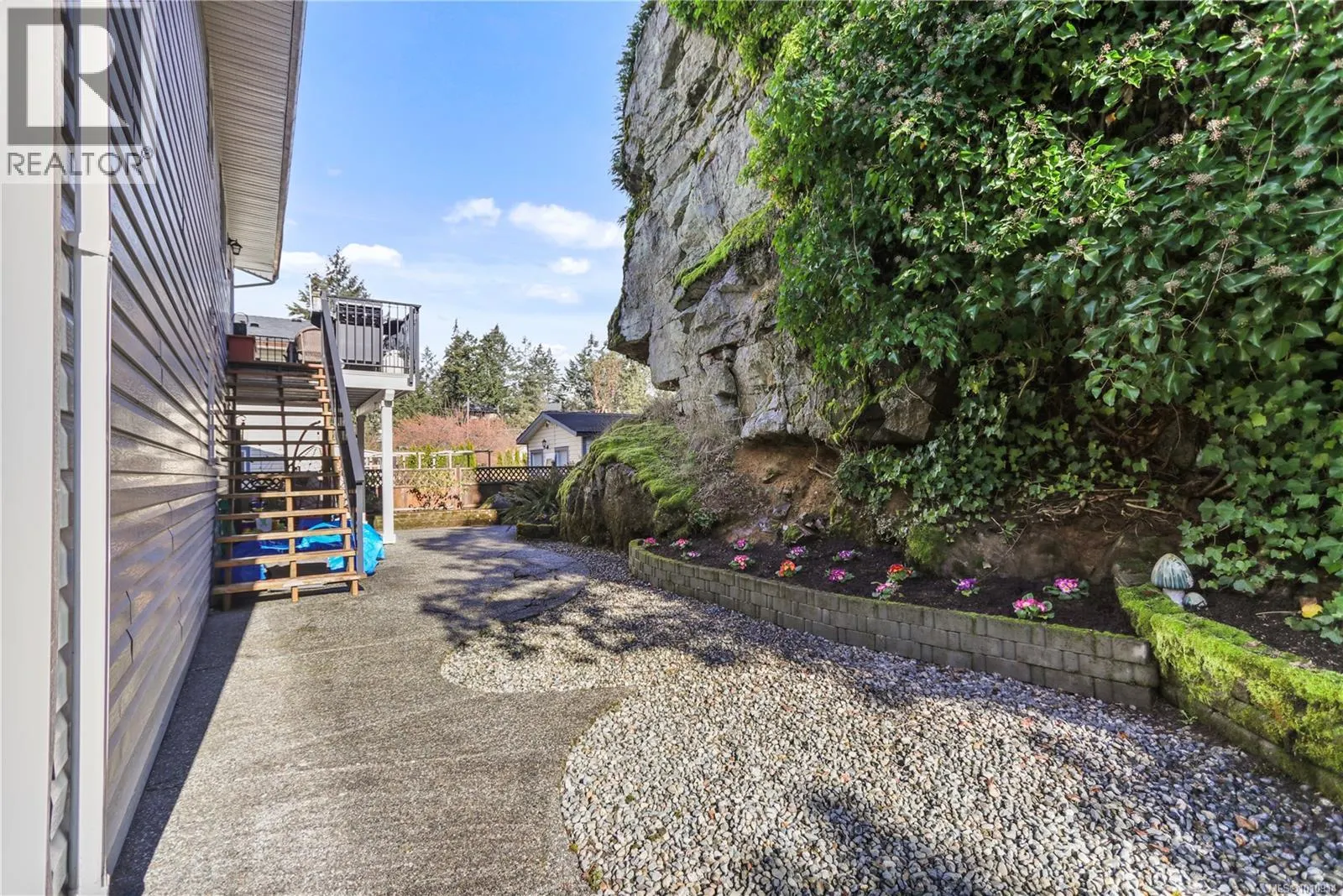 3313 Barrington Rd