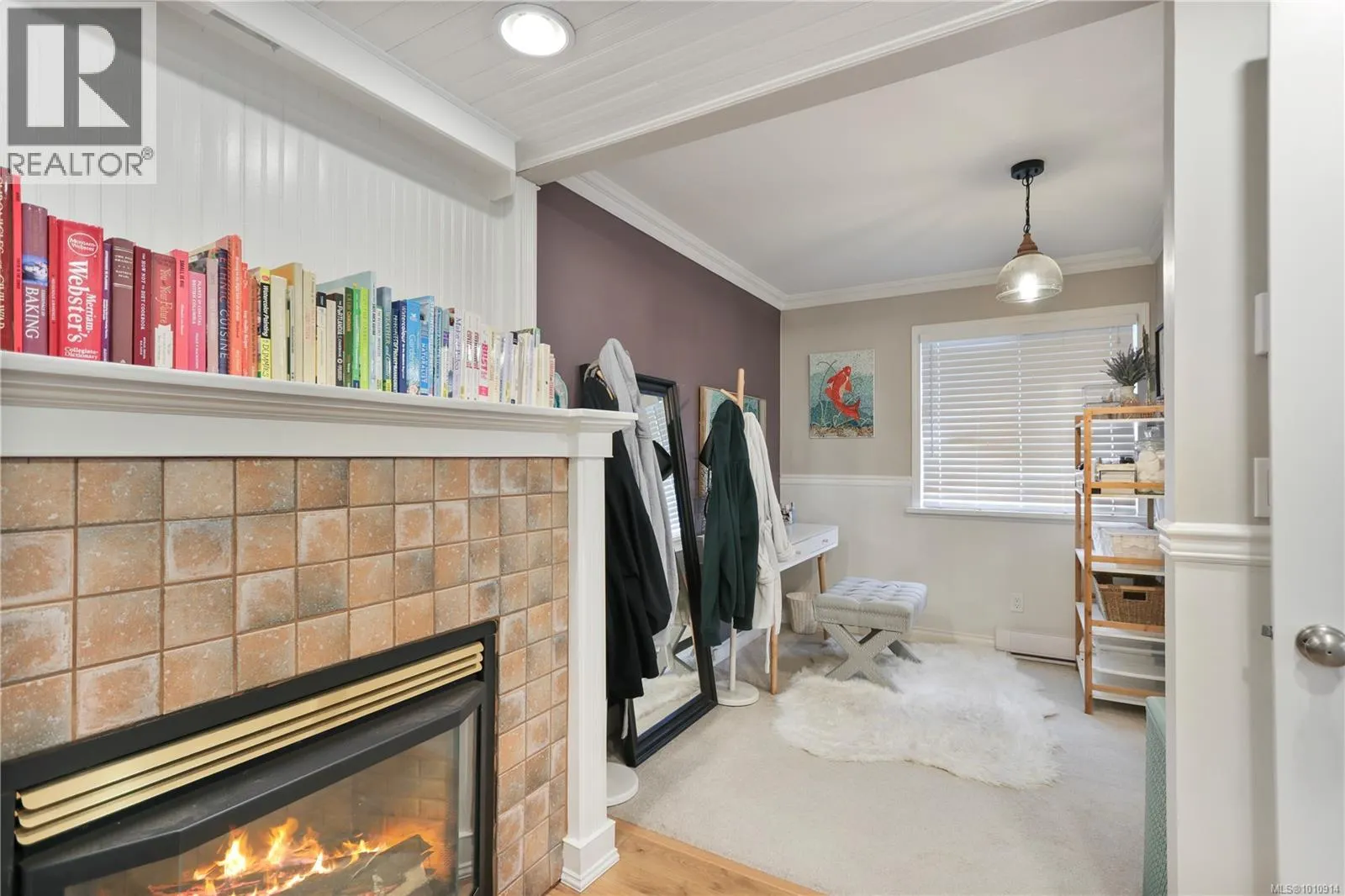 3313 Barrington Rd
