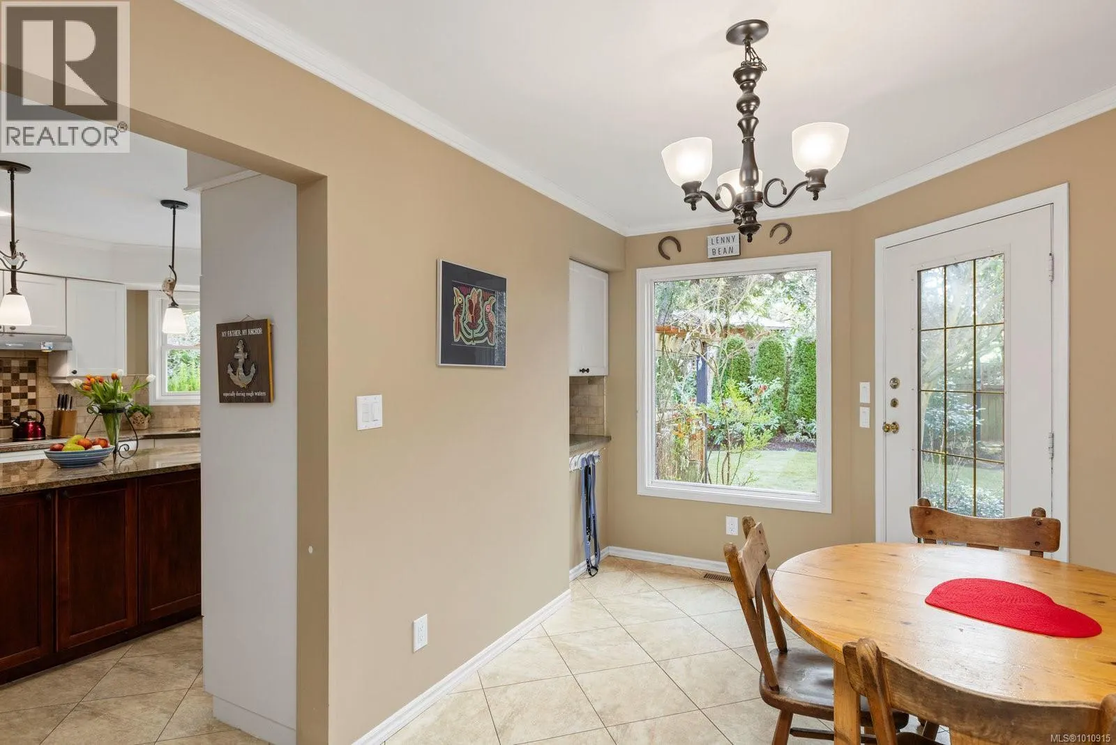 3913 Gibson Crt