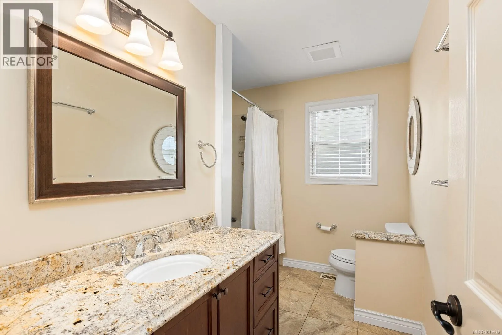 3913 Gibson Crt