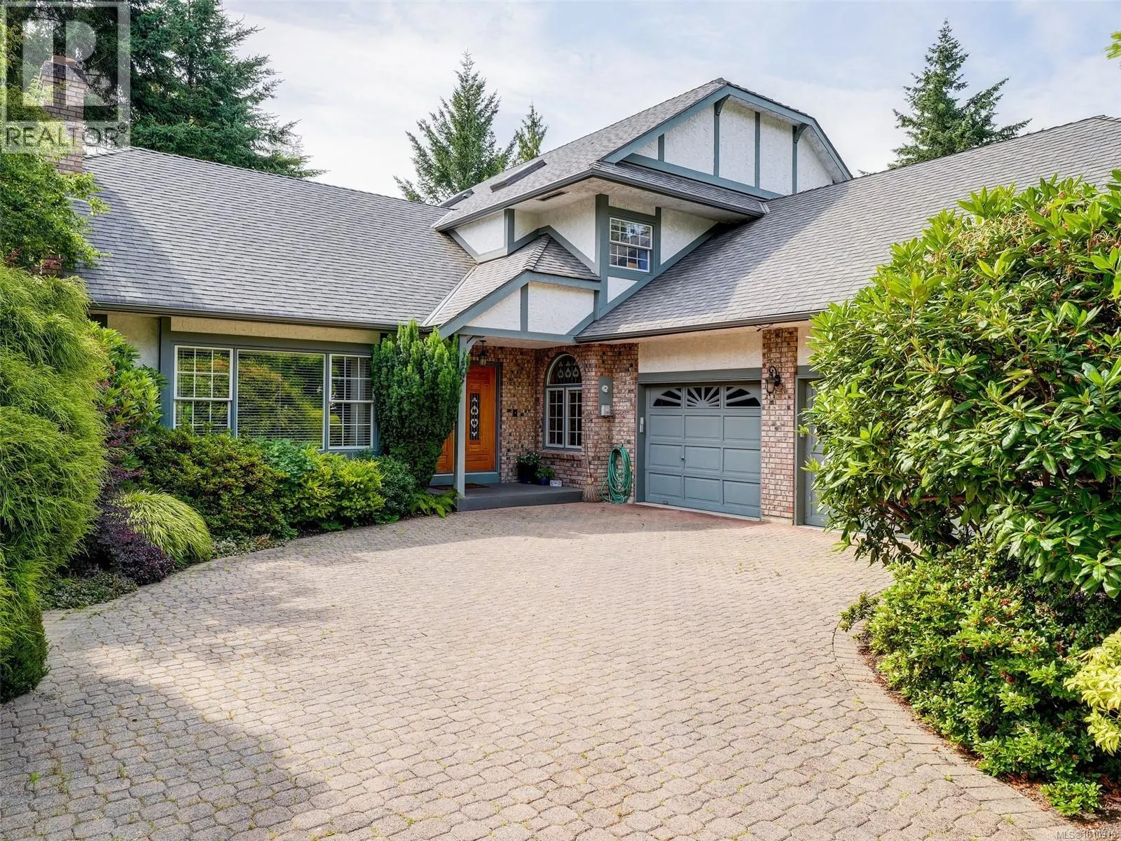 3913 Gibson Crt