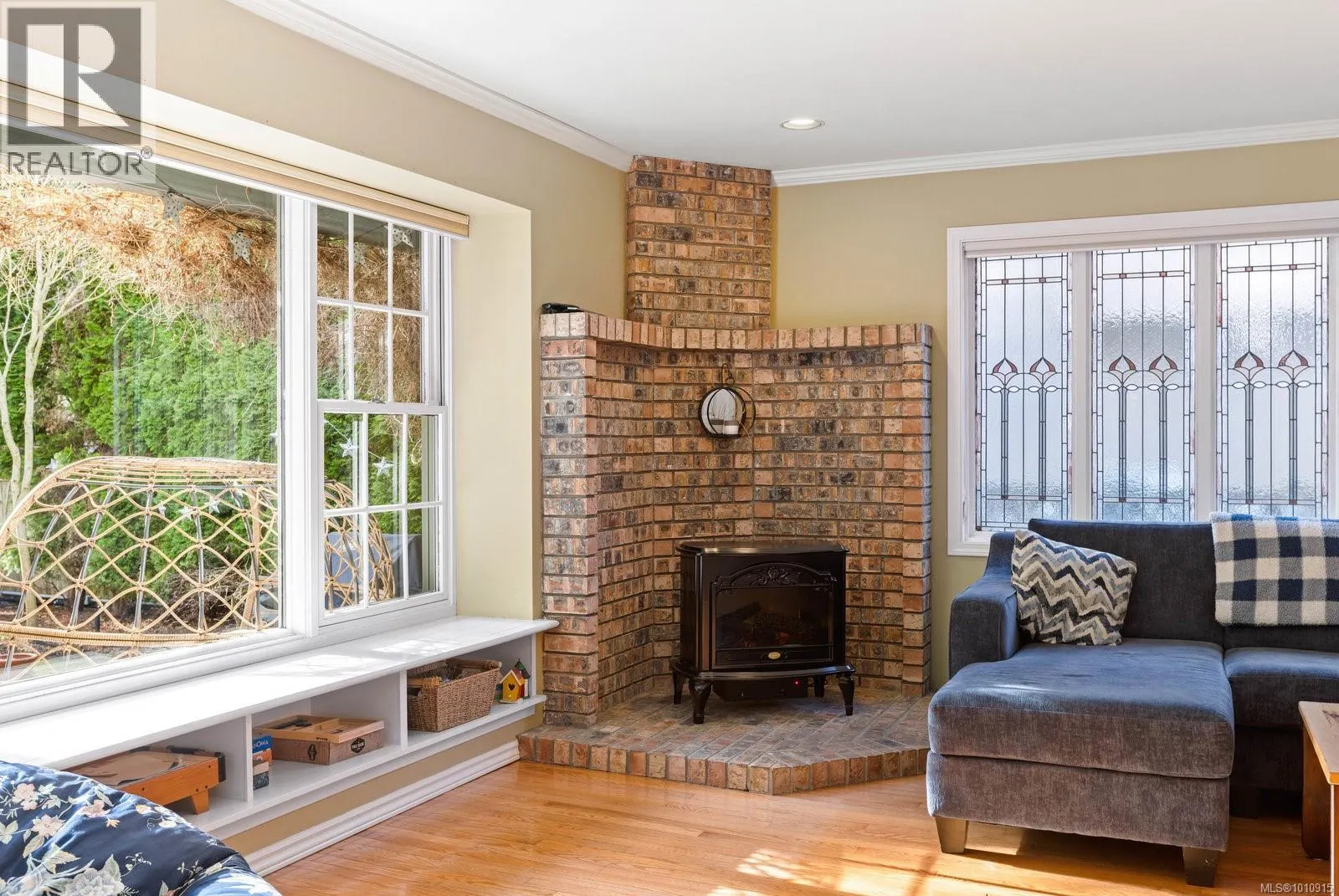 3913 Gibson Crt