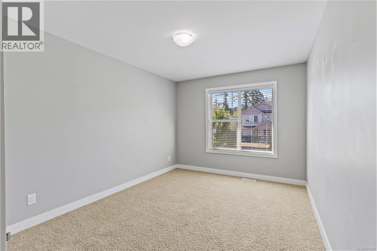 532 Lori Pl