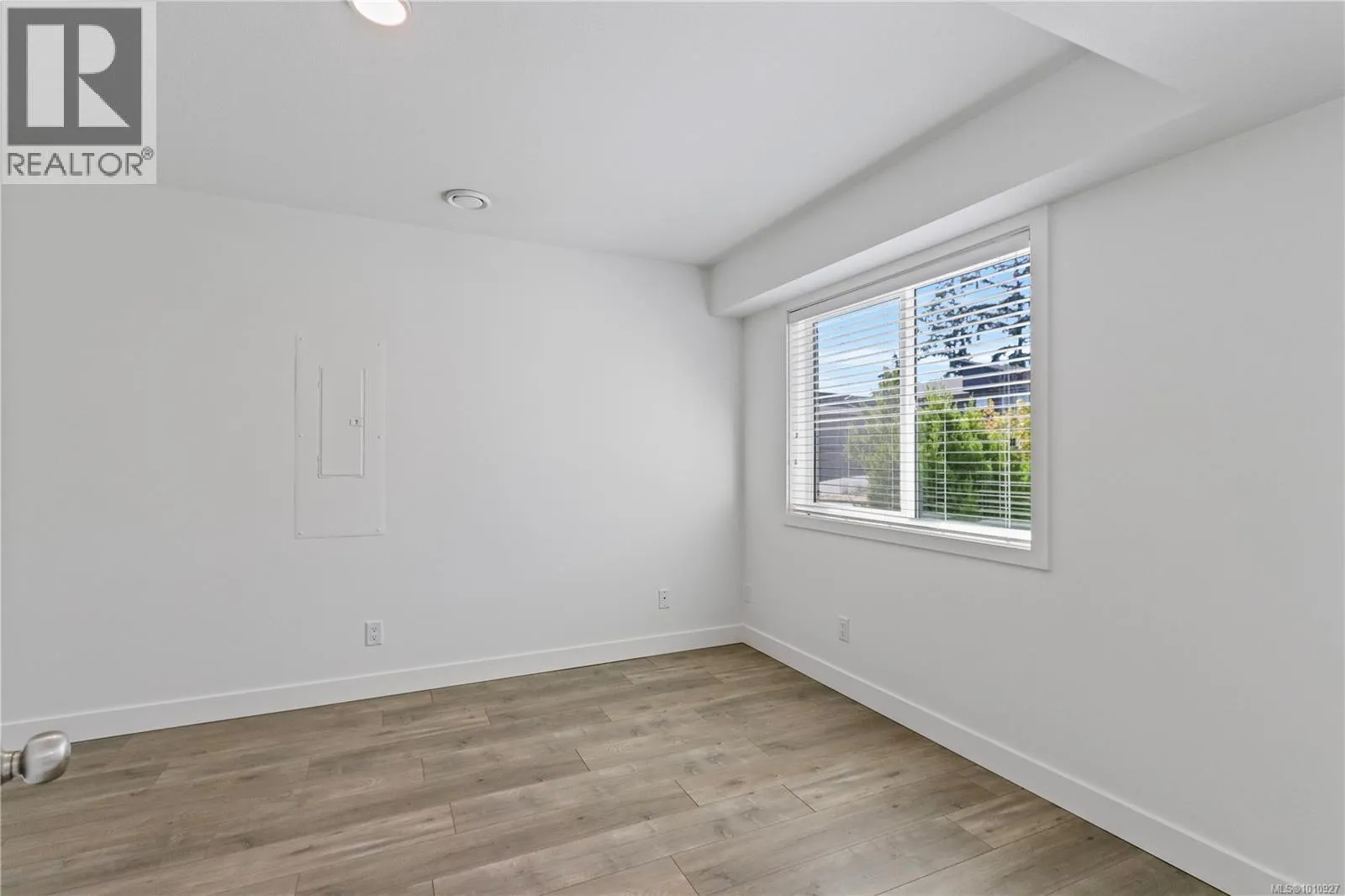 532 Lori Pl
