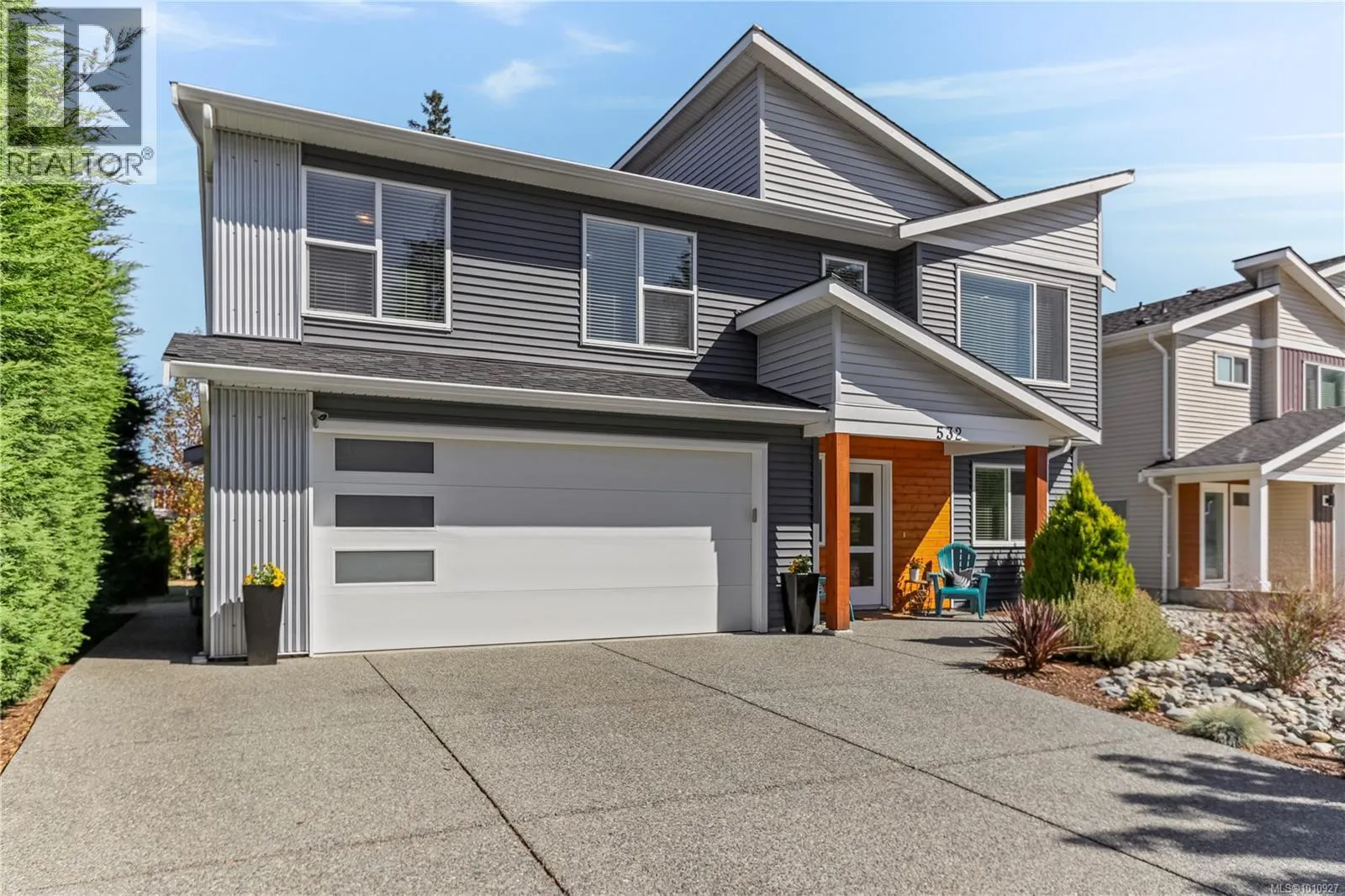 532 Lori Pl