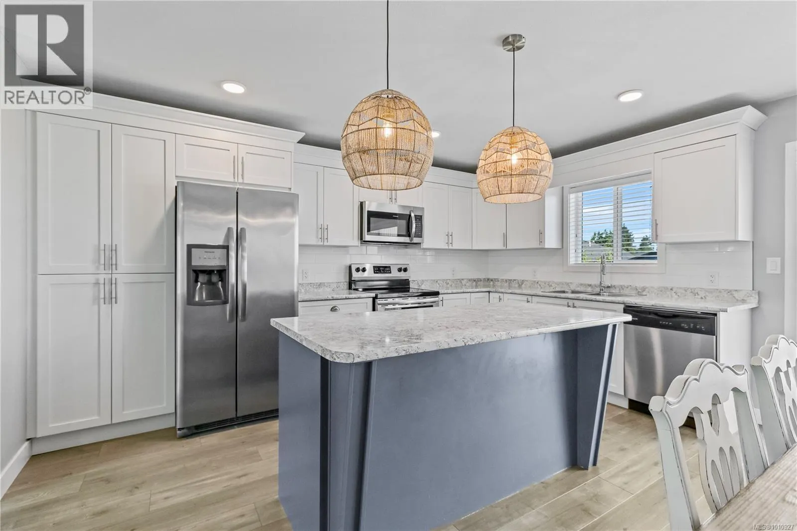 532 Lori Pl