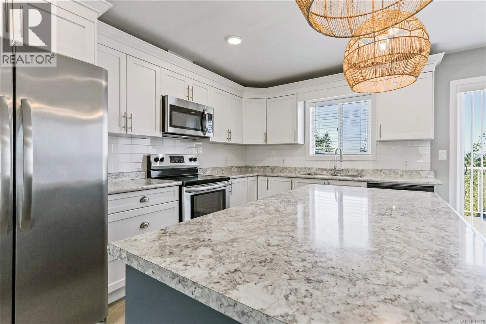 532 Lori Pl