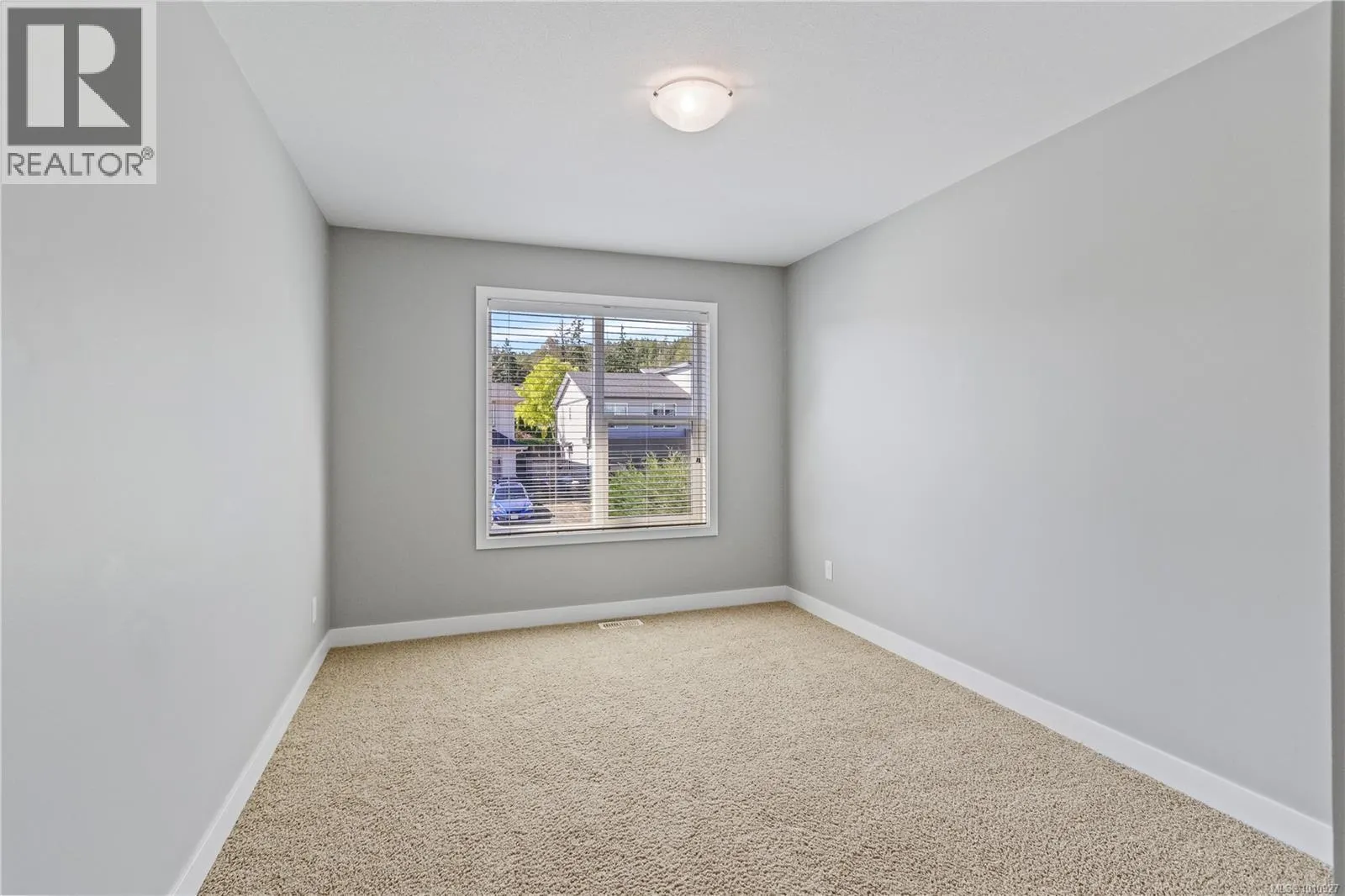 532 Lori Pl