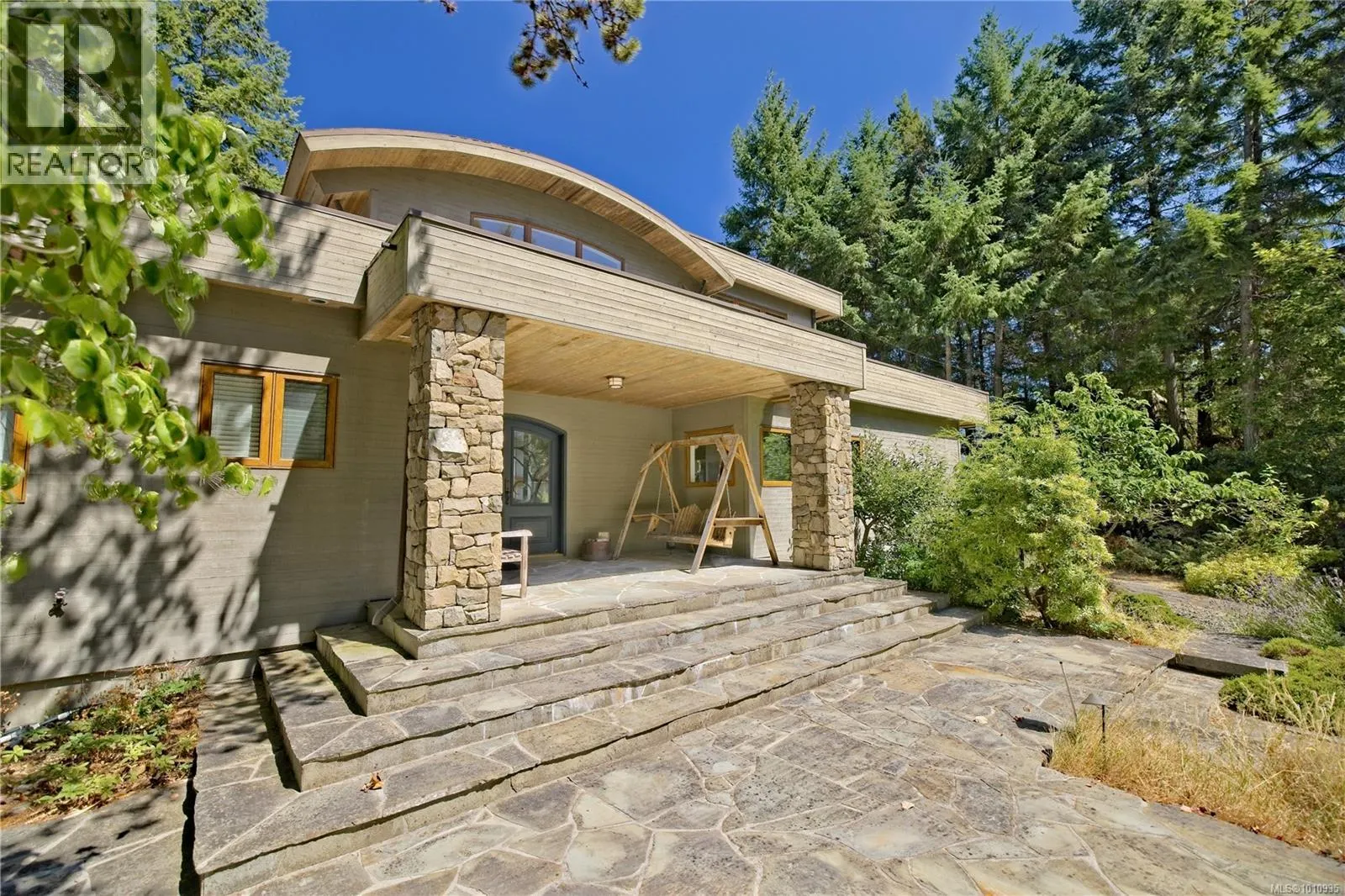 2 37 Salamanca Rd