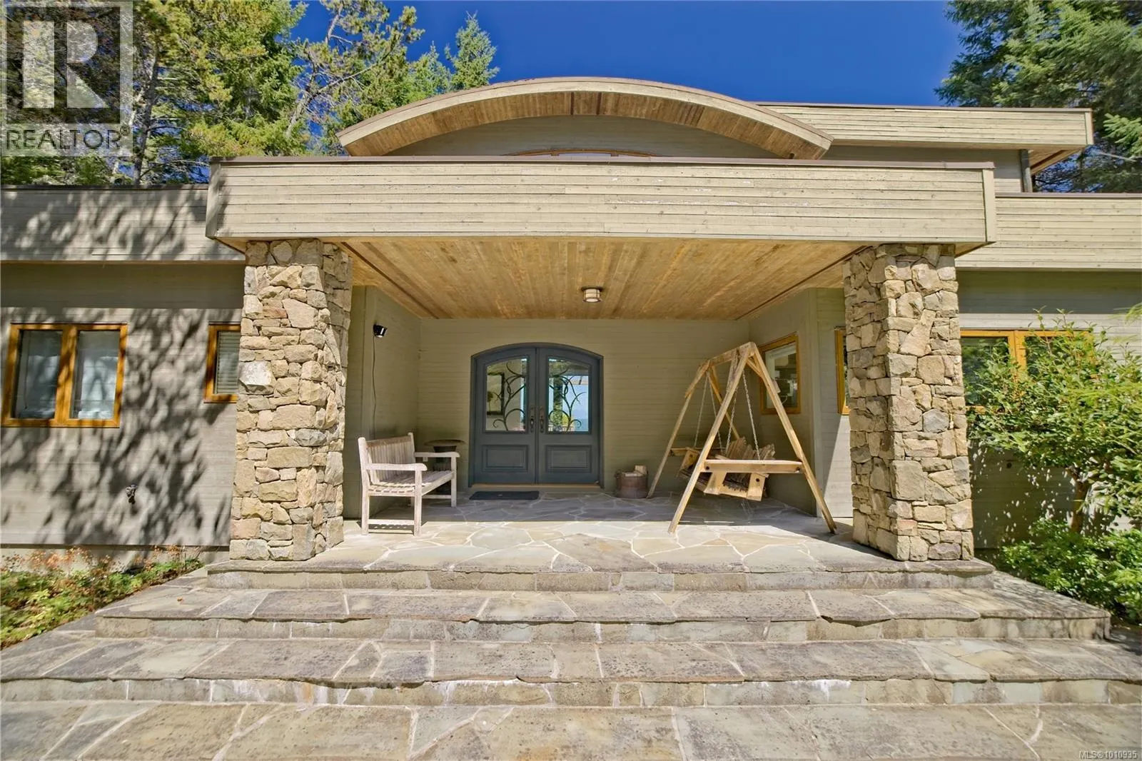 2 37 Salamanca Rd