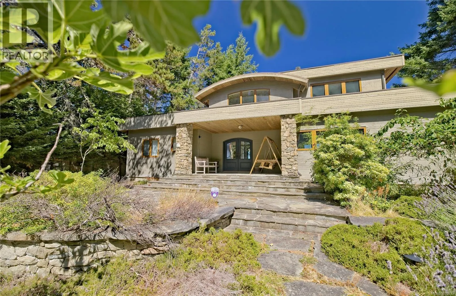2 37 Salamanca Rd