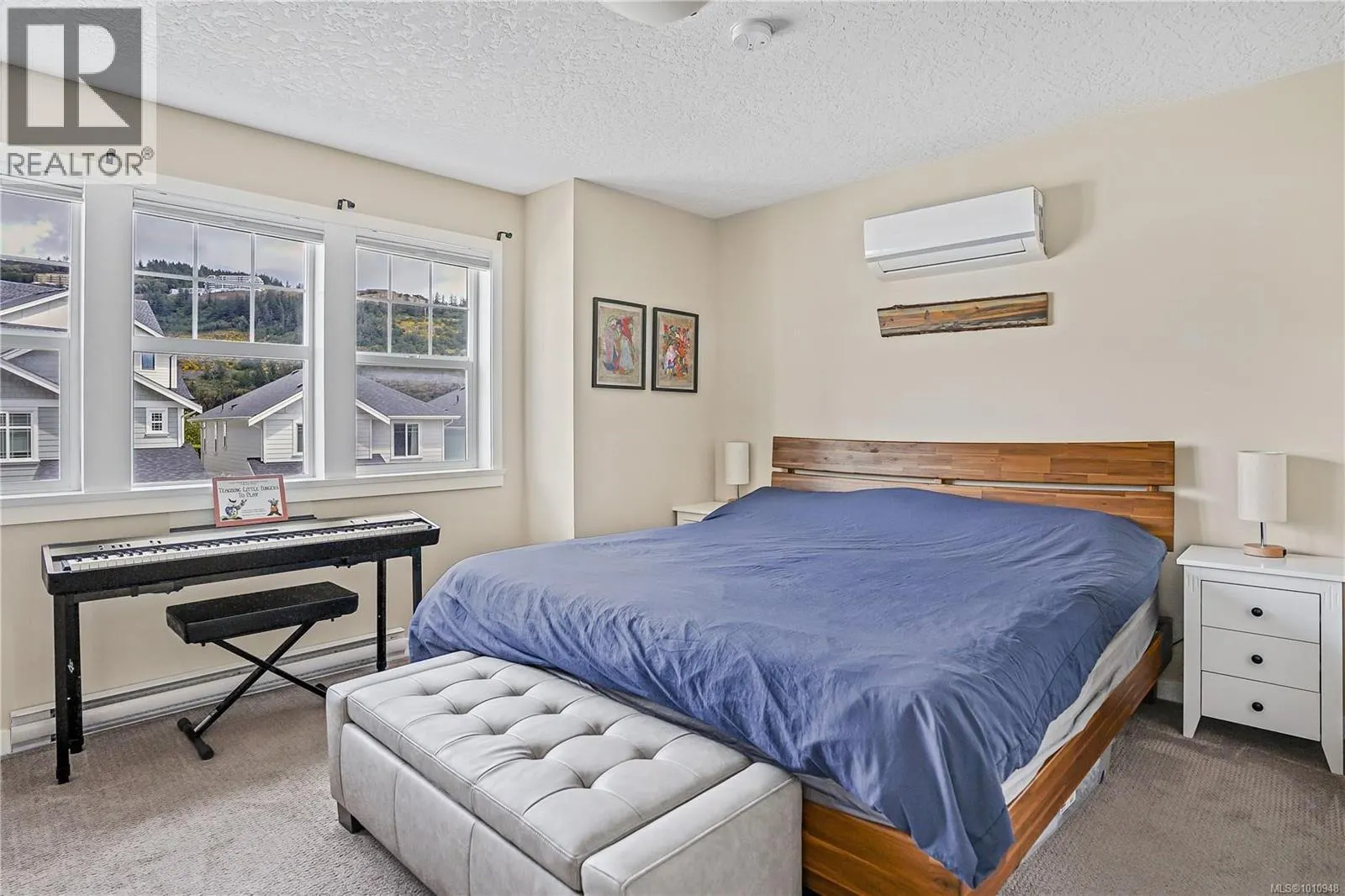 2919 Burlington Cres