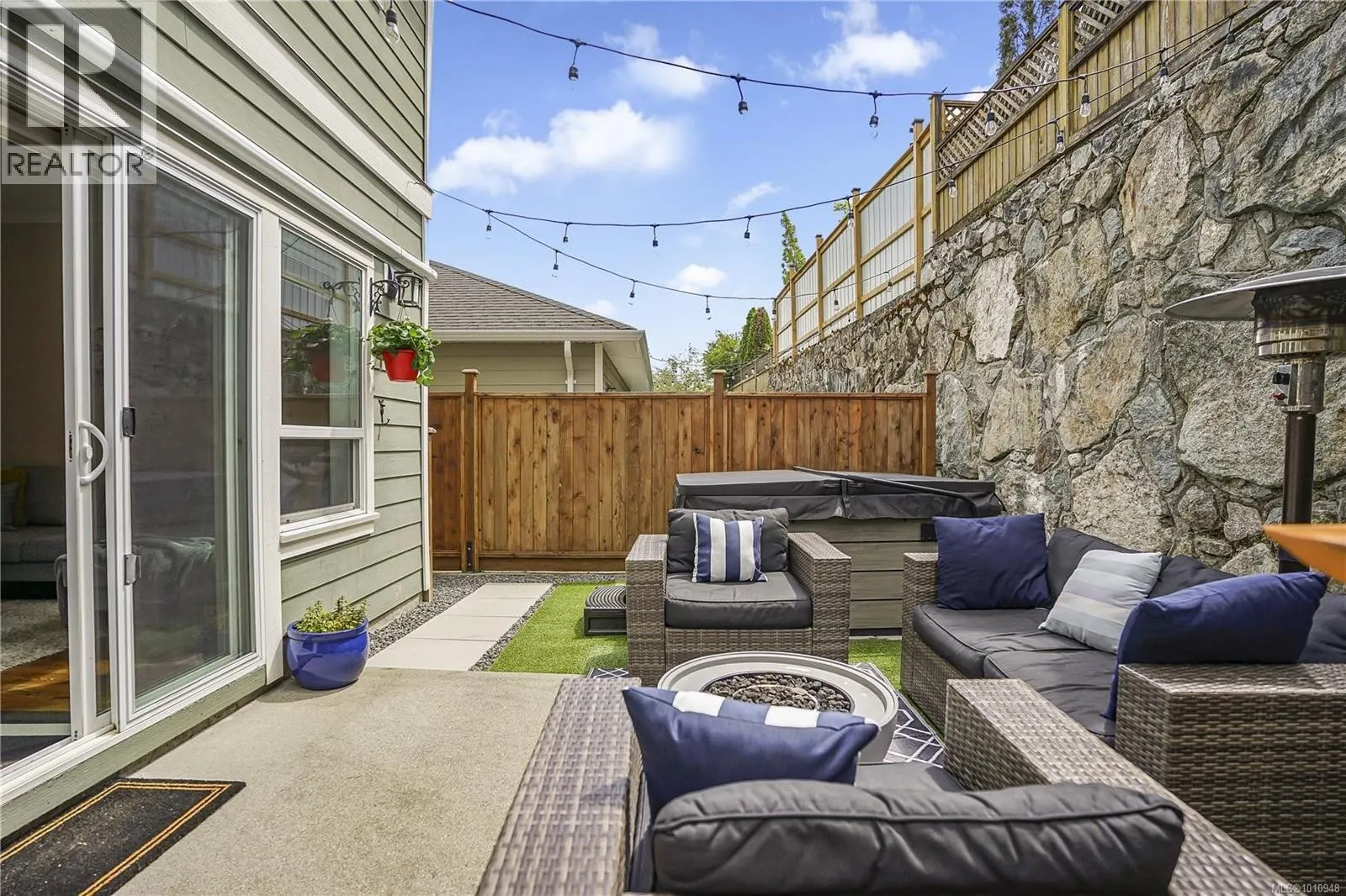 2919 Burlington Cres