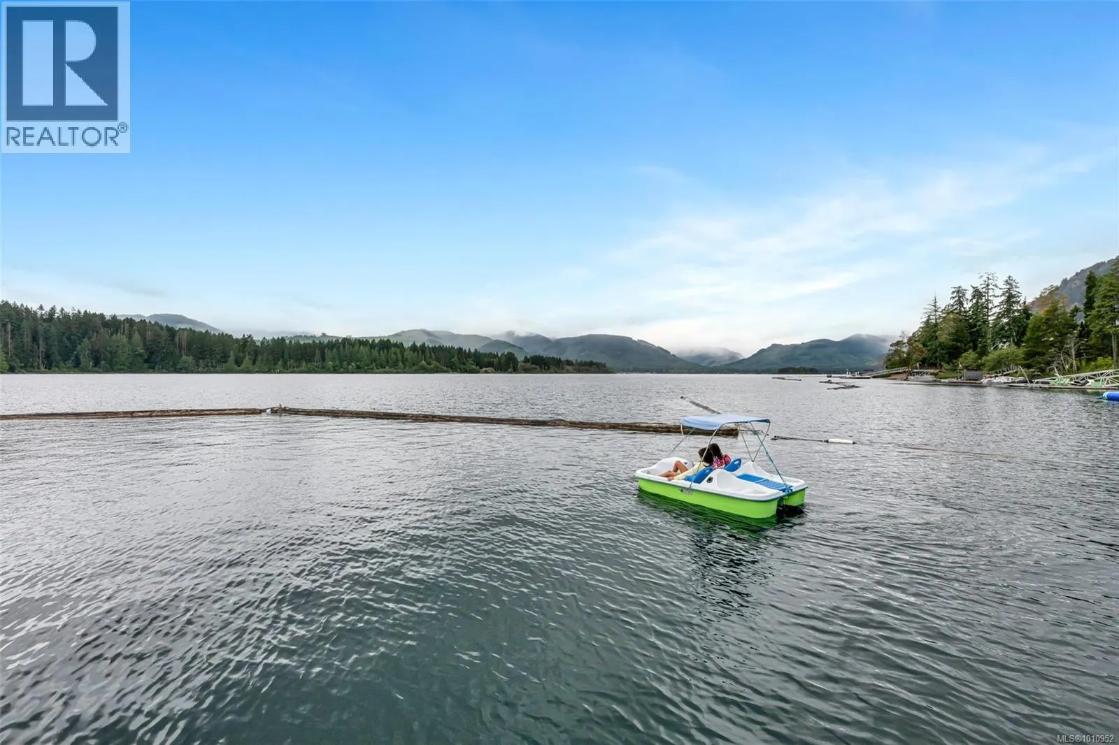 7333 Lakefront Pl