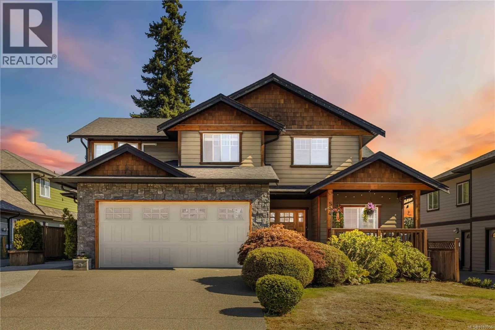 544 Woodend Rd