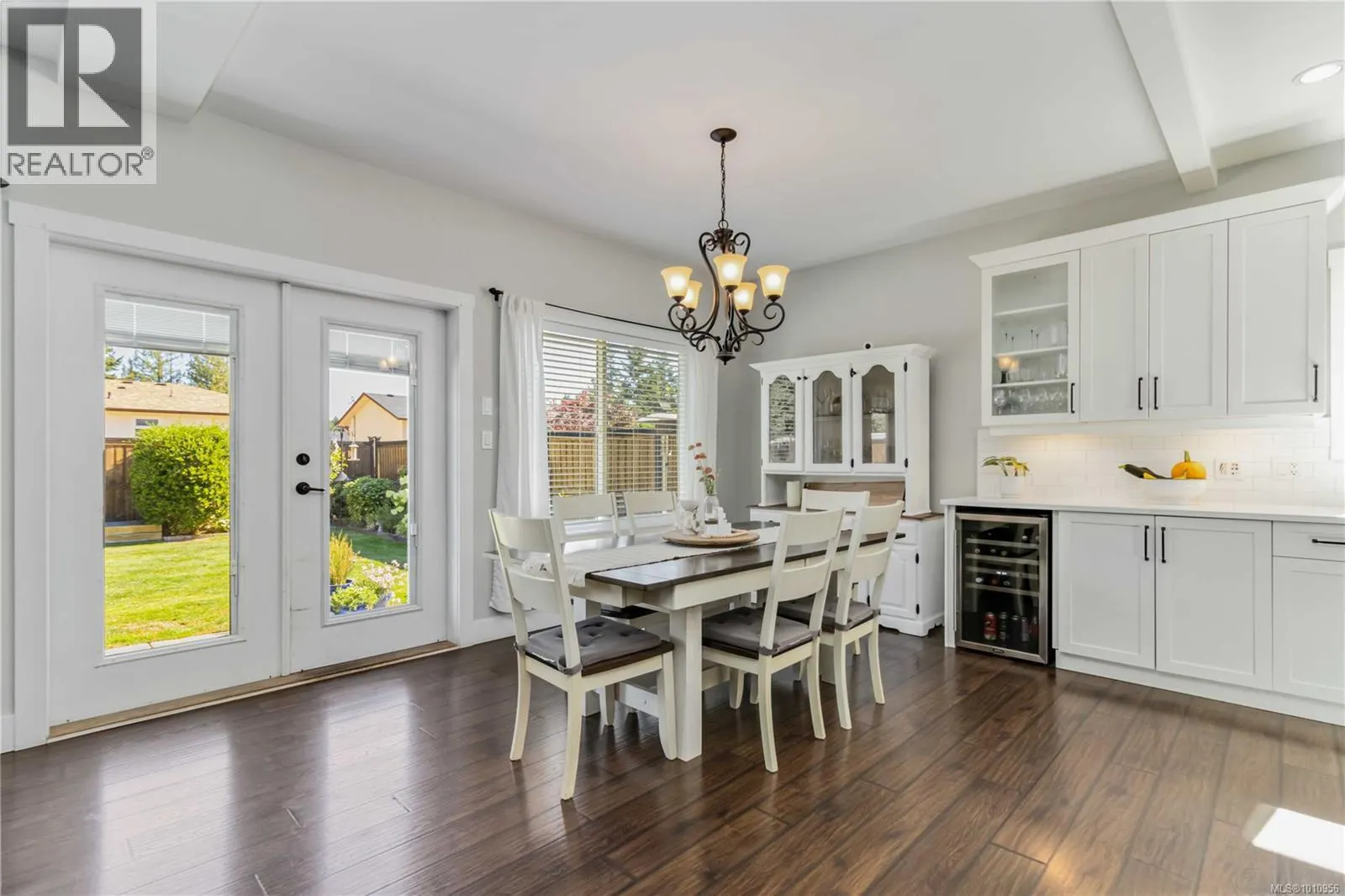 544 Woodend Rd