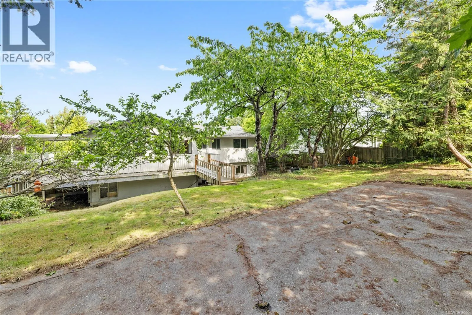 3681 Place Rd