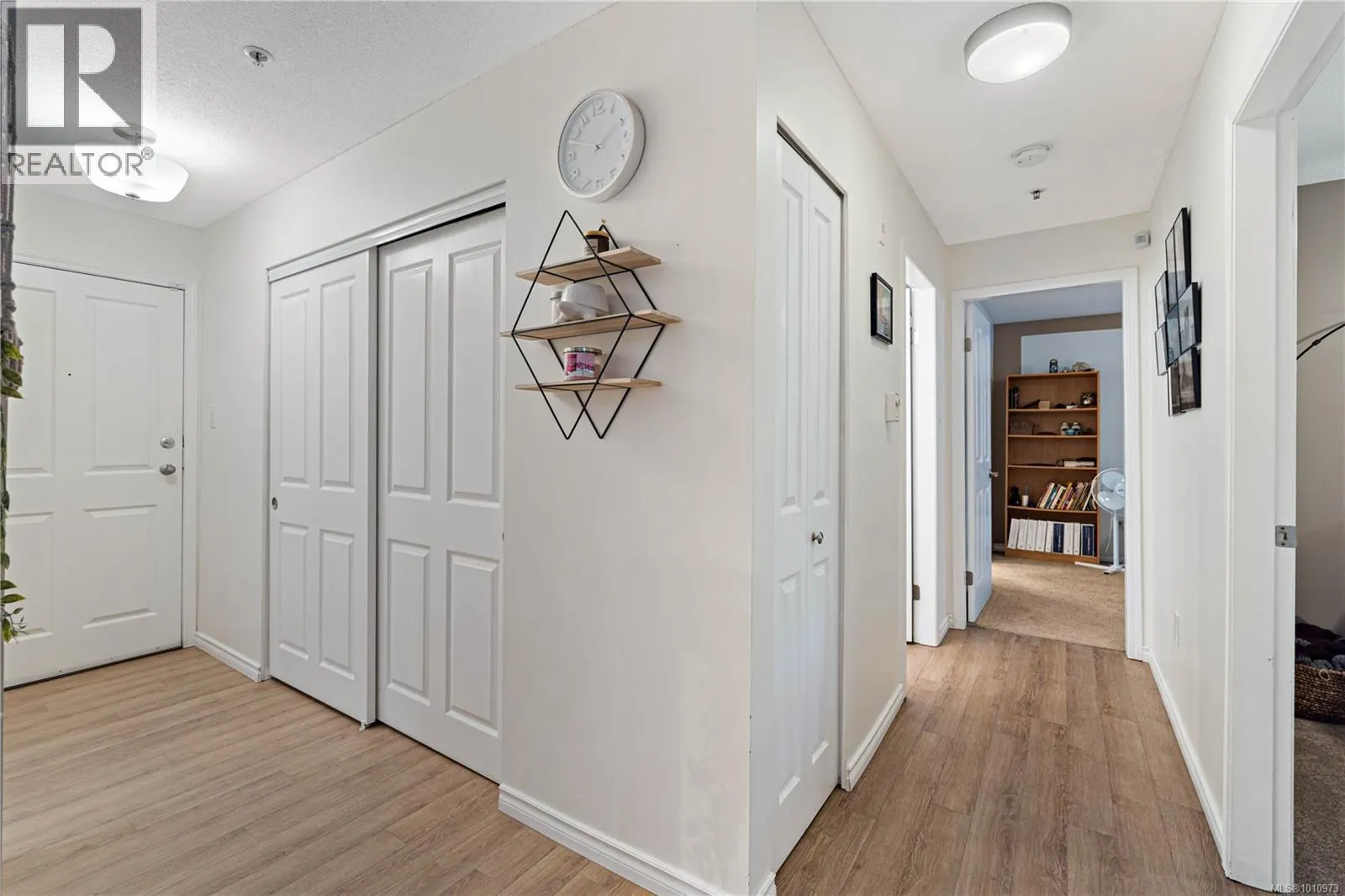 112 1685 Estevan Rd