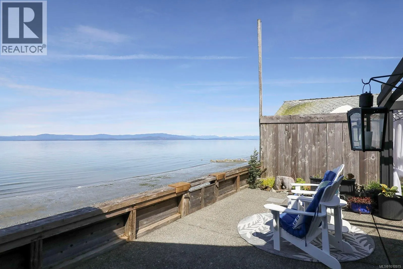 2935 Island Hwy W
