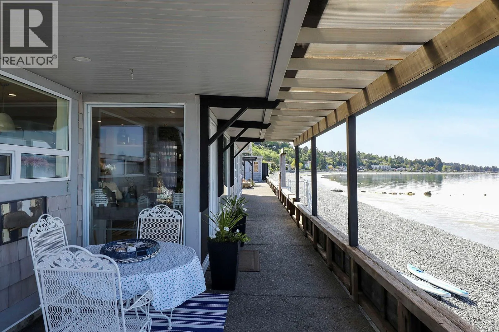 2935 Island Hwy W
