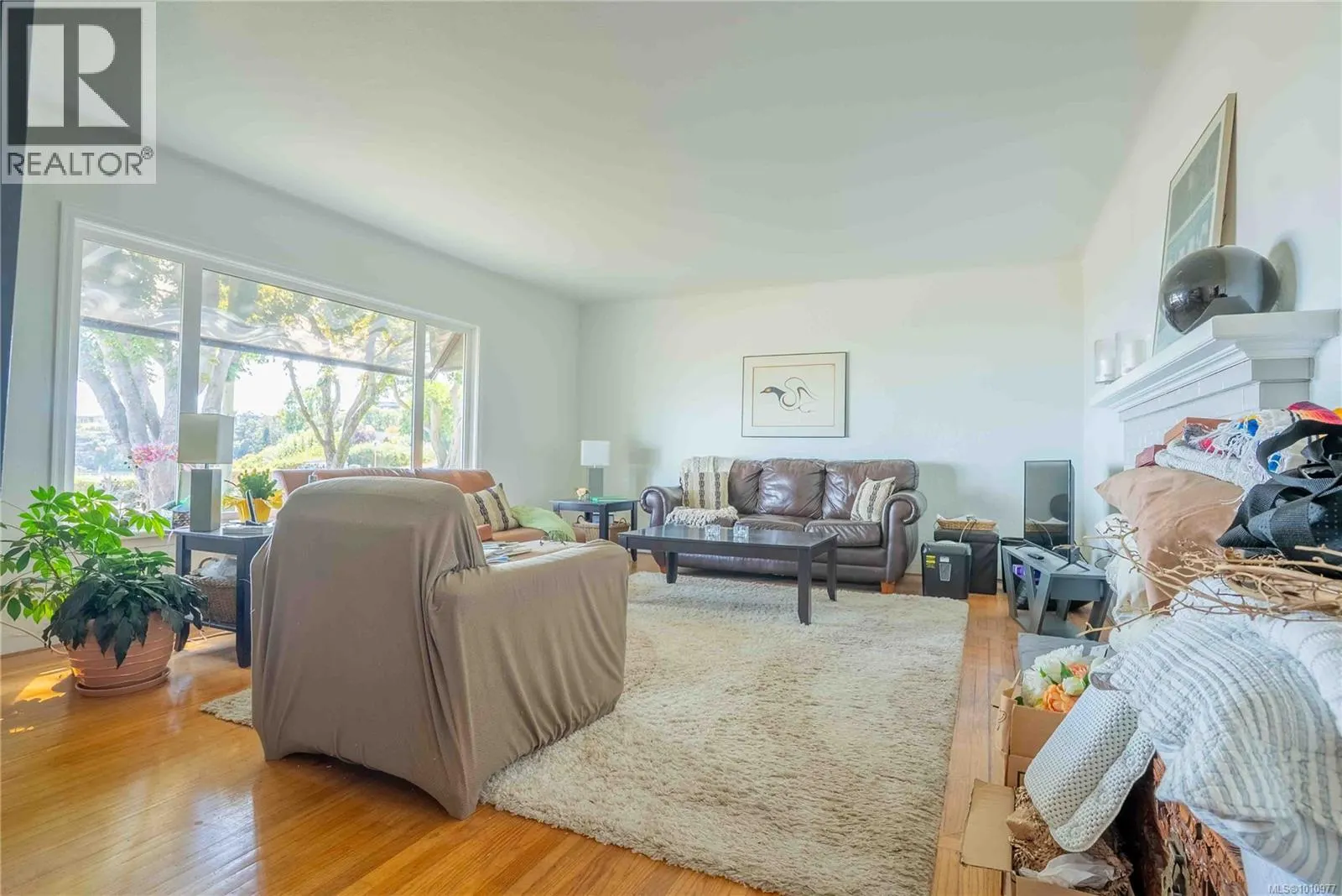 320 Beach Dr