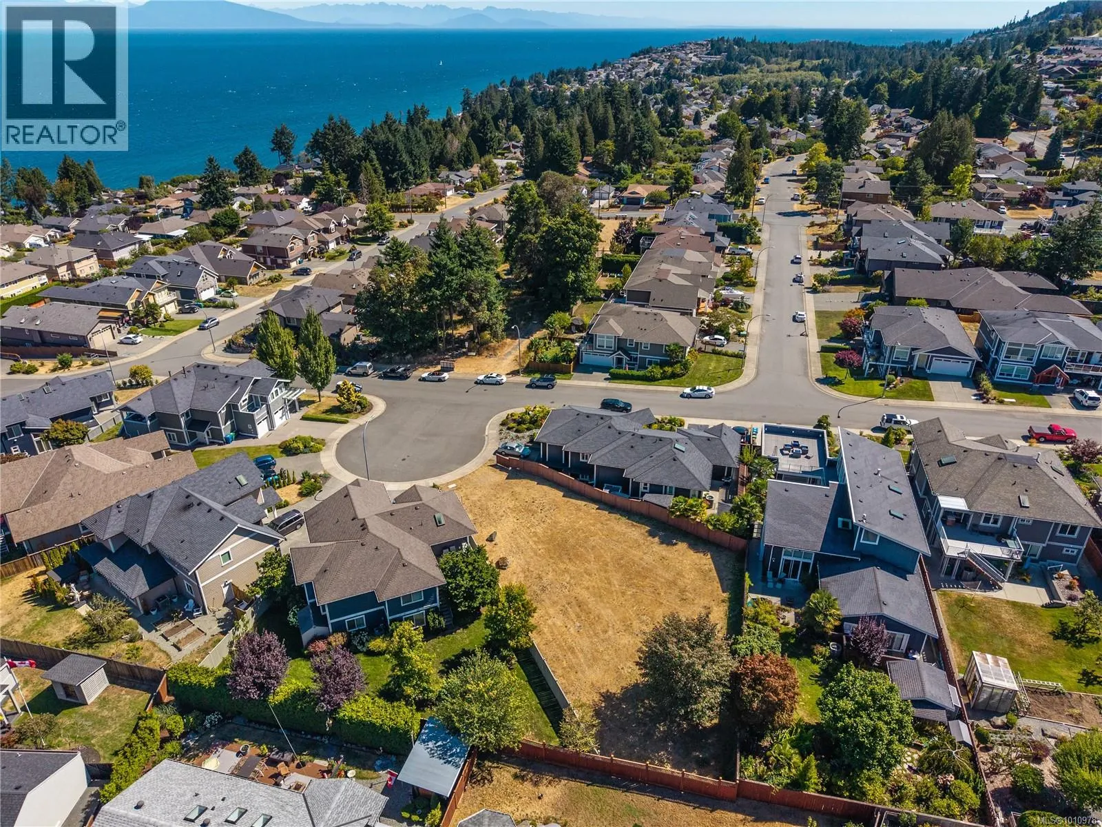 5690 Oceanview Terr