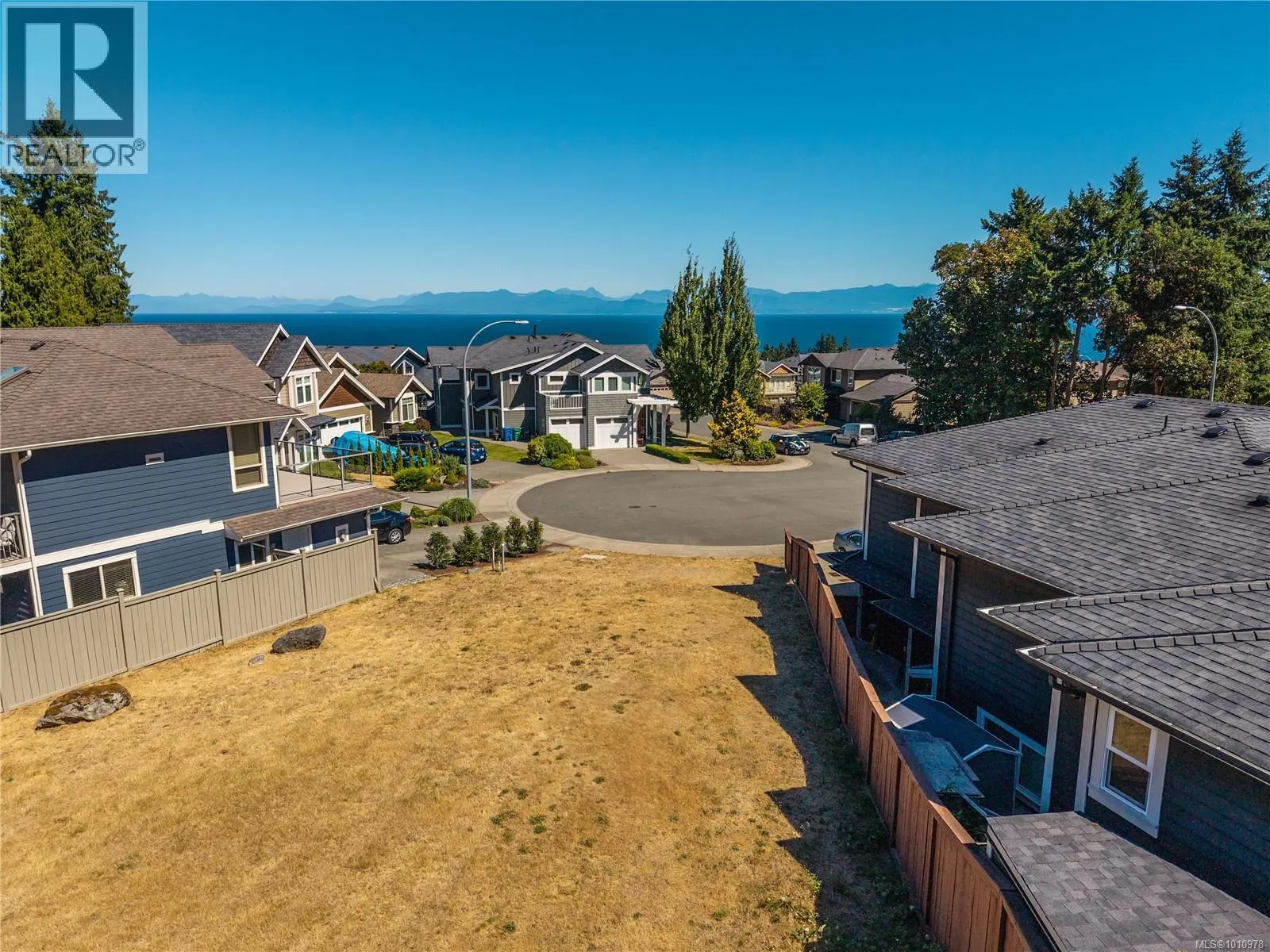 5690 Oceanview Terr