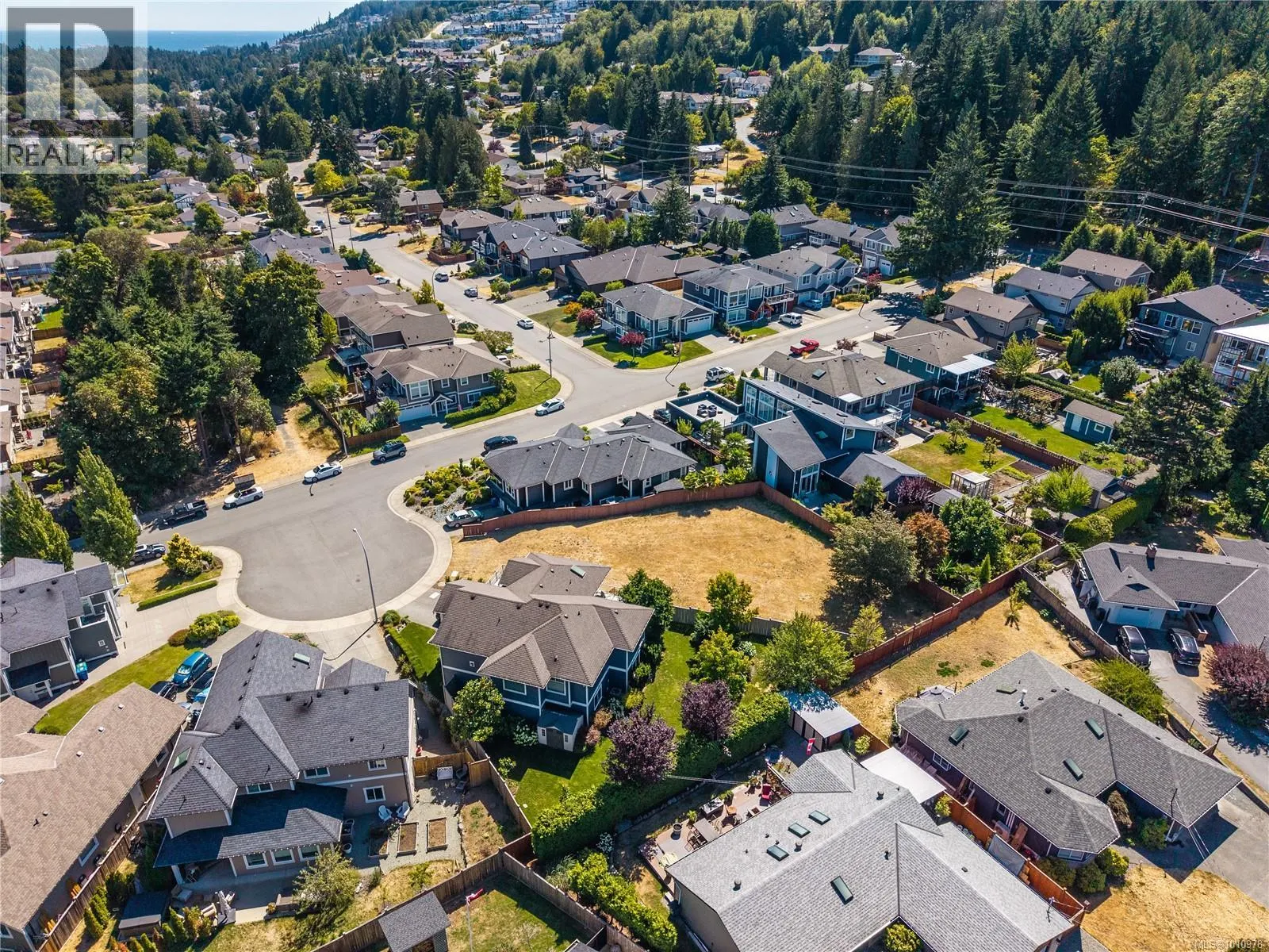 5690 Oceanview Terr