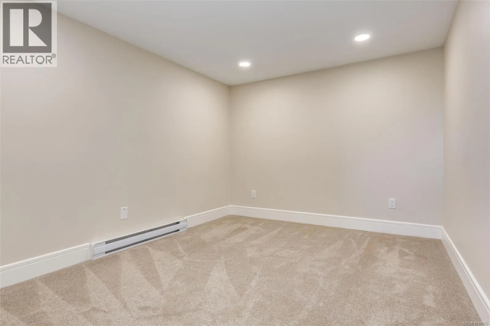 405 Heath Ave