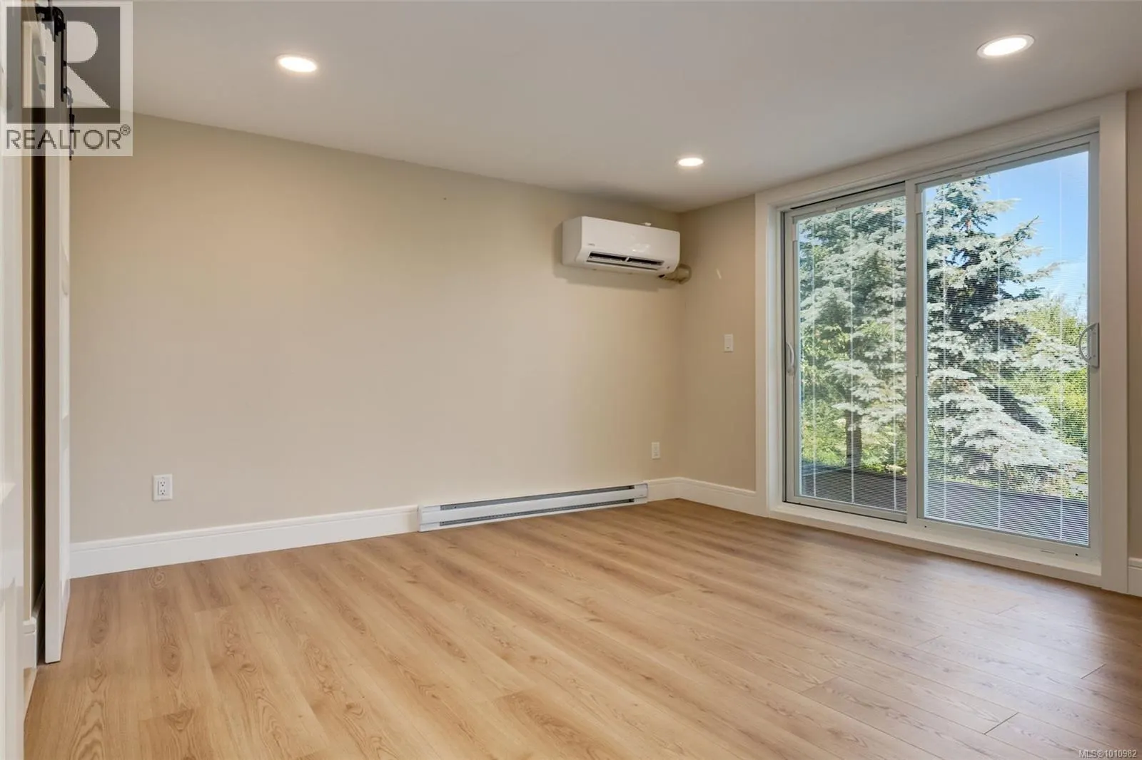 405 Heath Ave