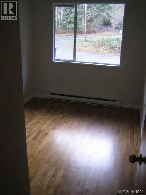 1753/1755 Fulford-Ganges Rd
