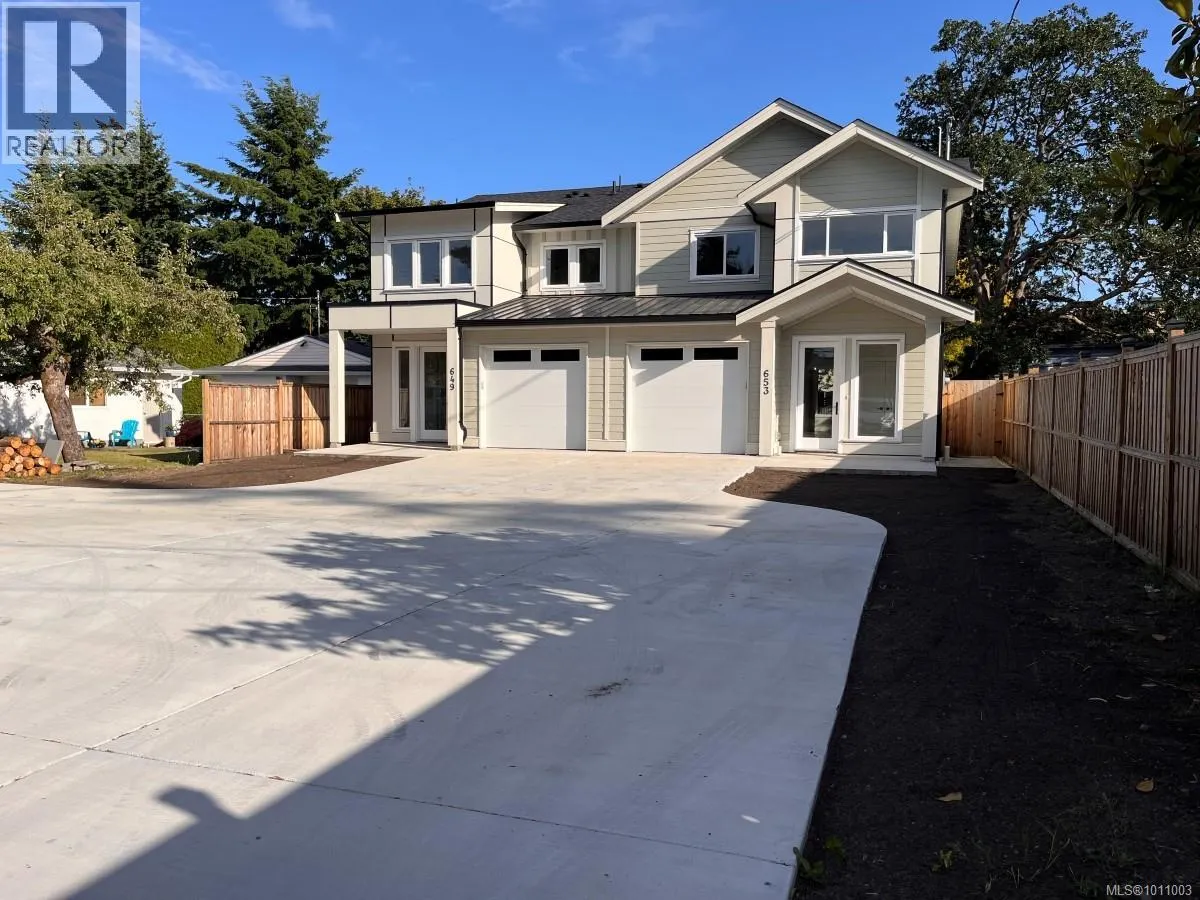 649 Hoffman Ave