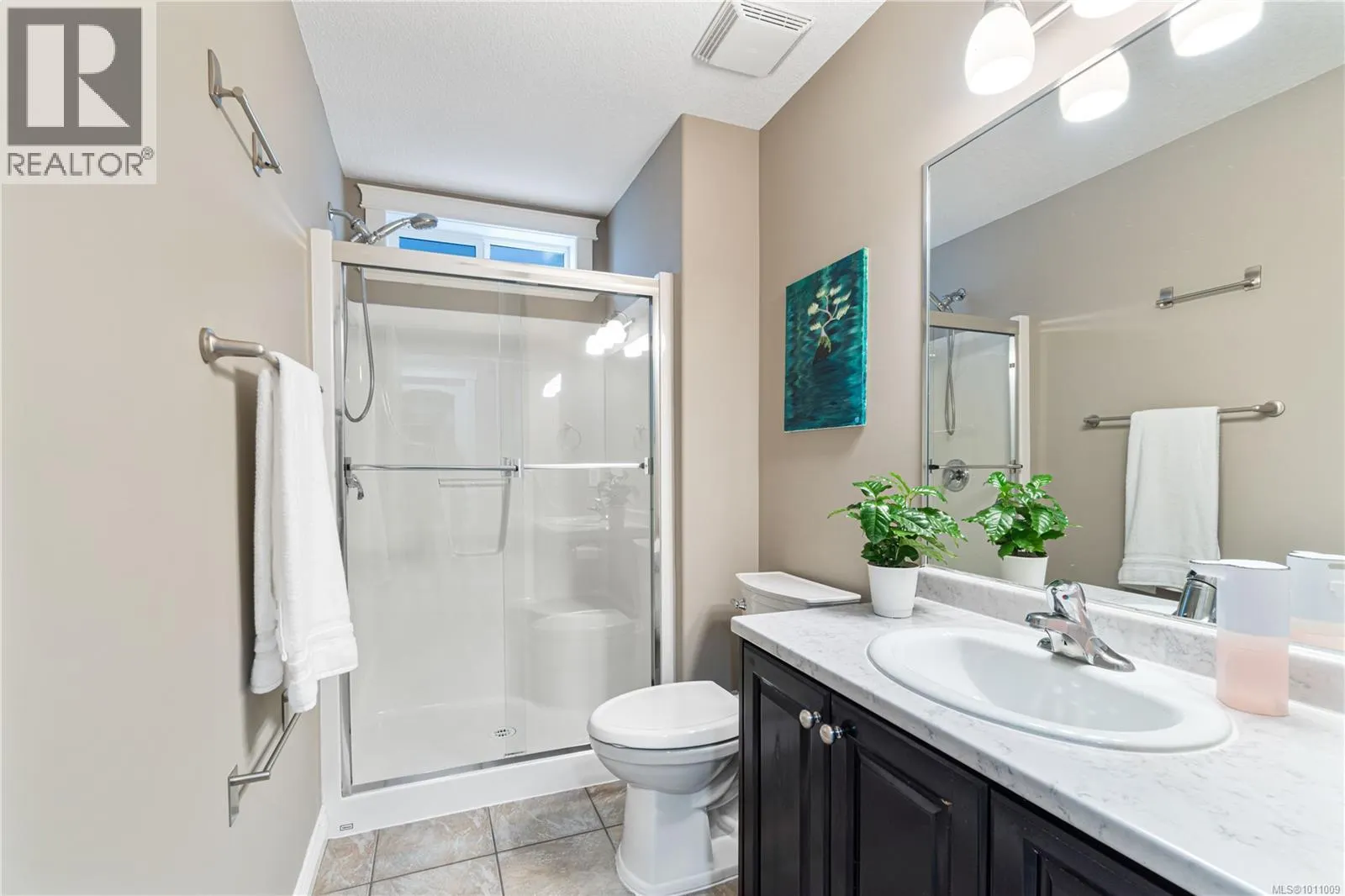 2148 Lark Cres