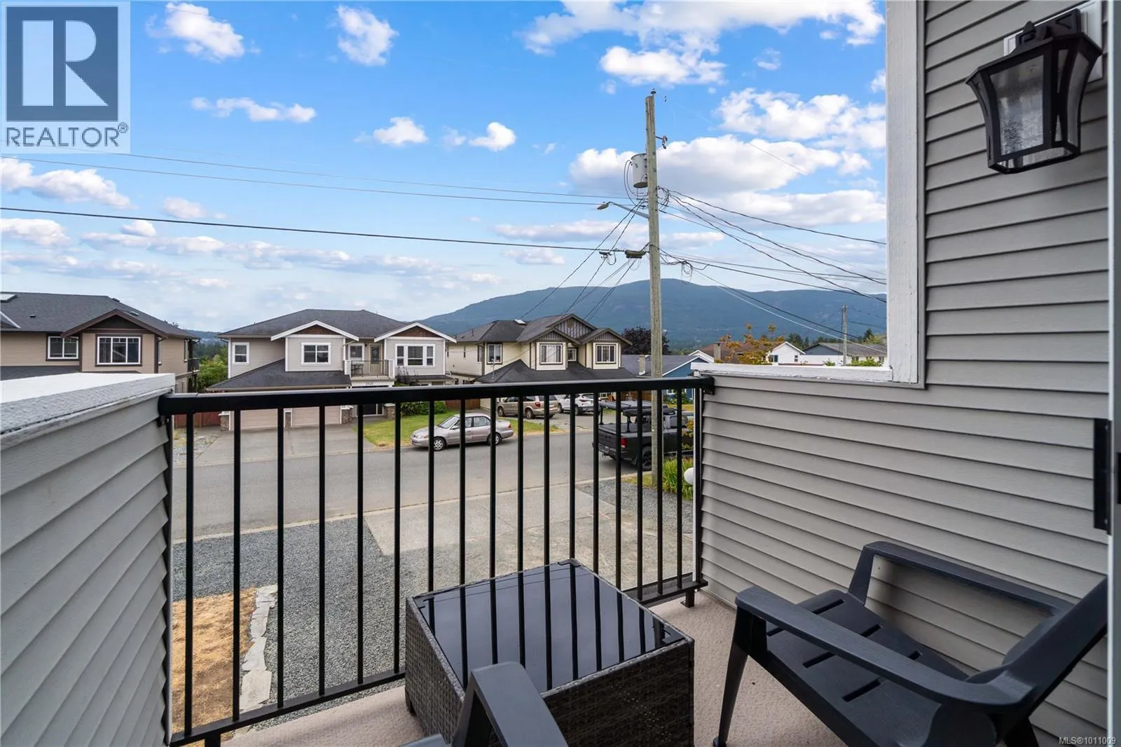 2148 Lark Cres