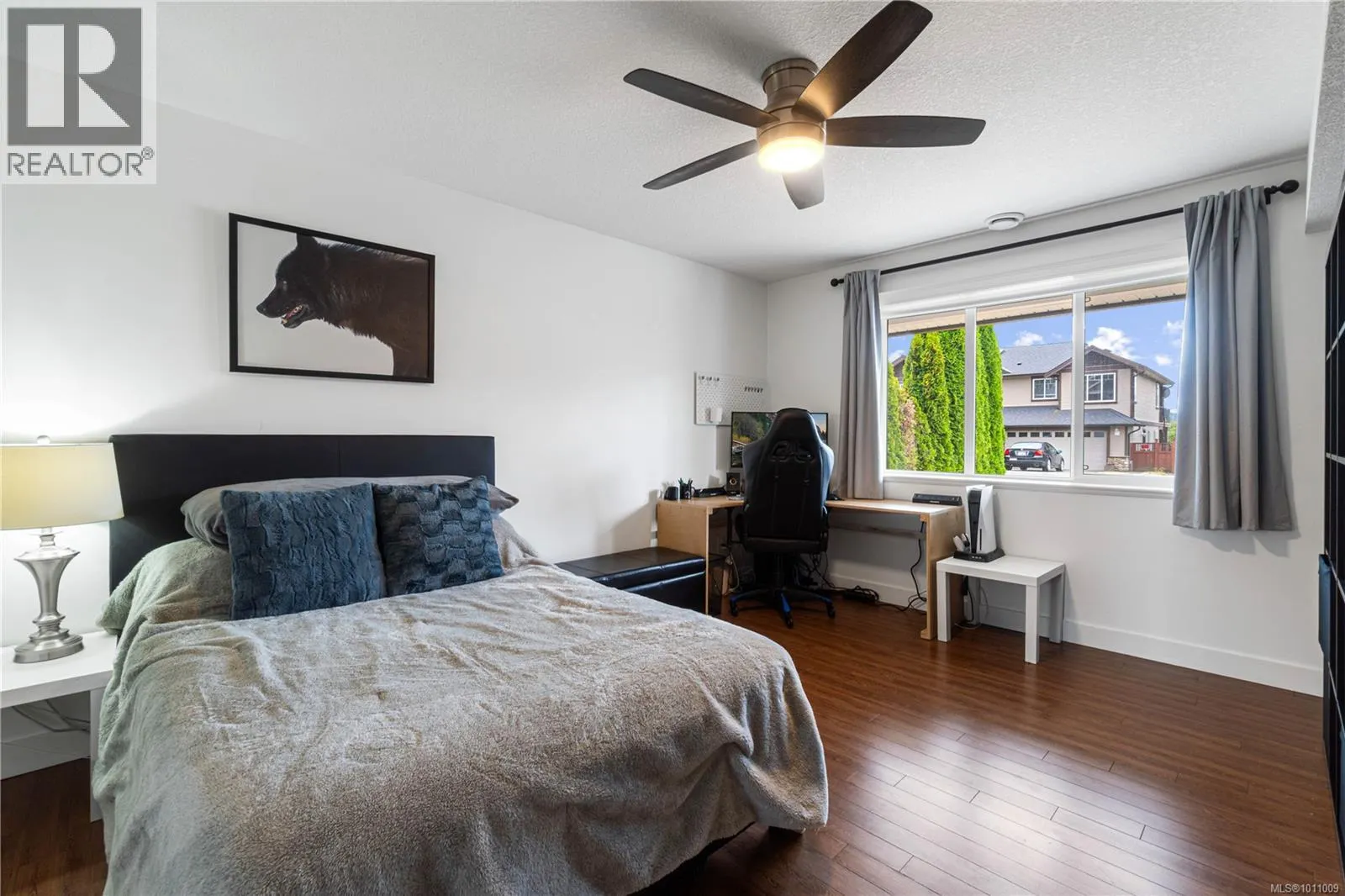 2148 Lark Cres