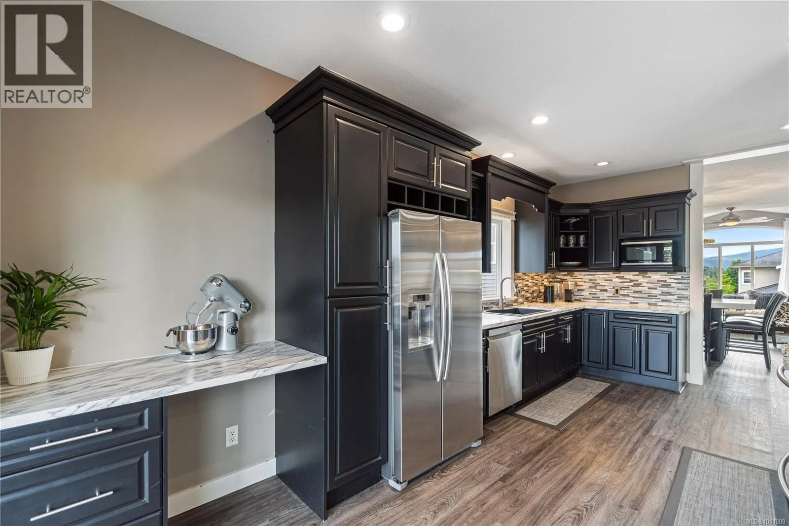 2148 Lark Cres