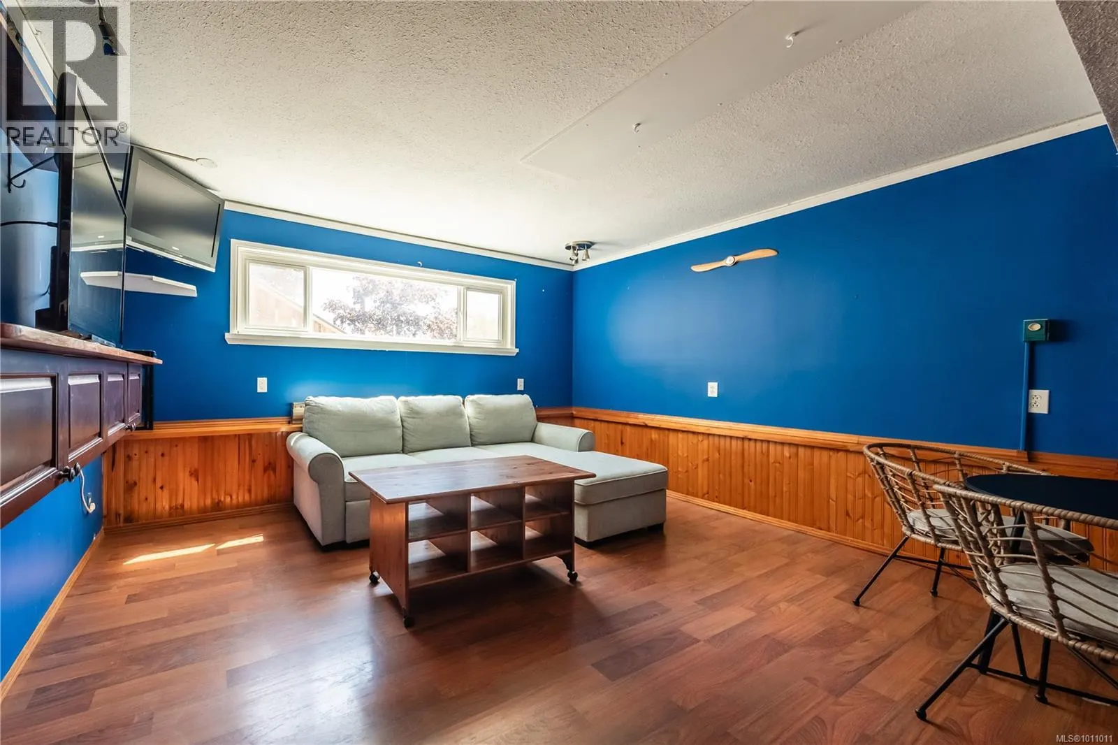 410 Janes Pl
