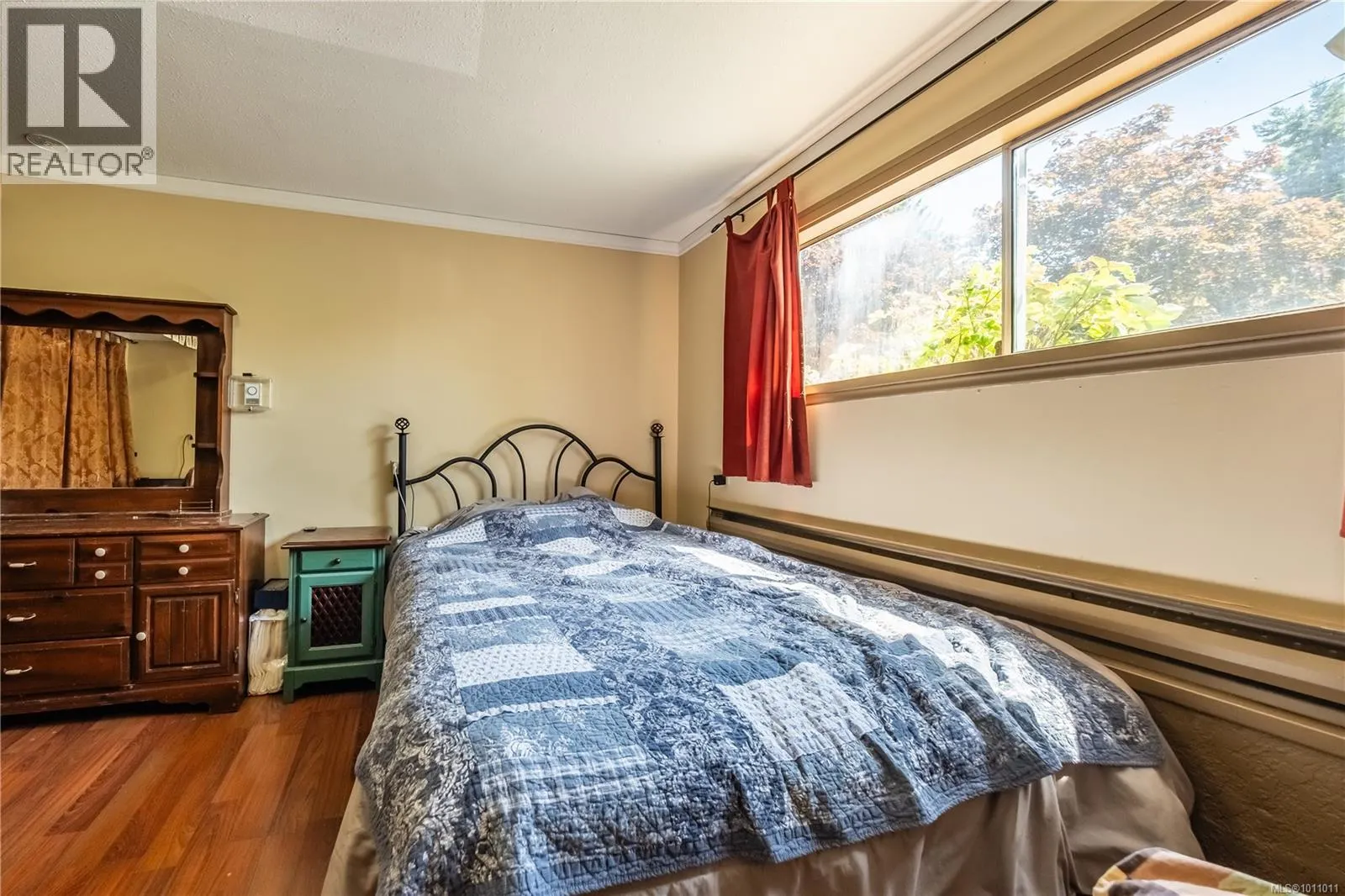 410 Janes Pl
