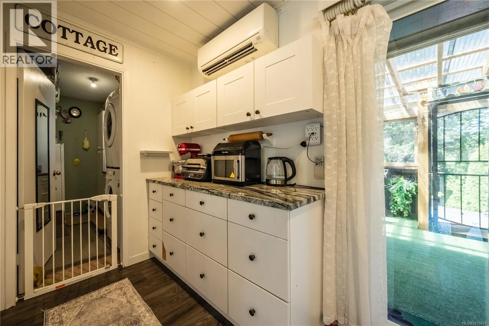 410 Janes Pl