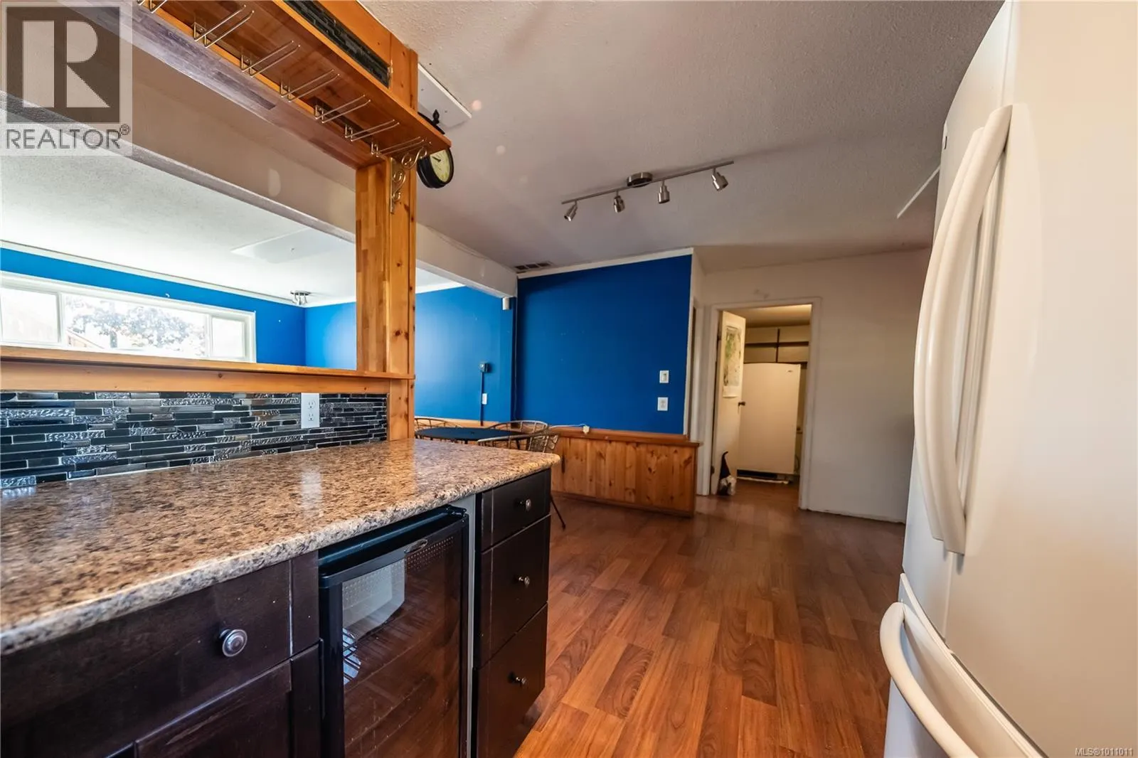 410 Janes Pl