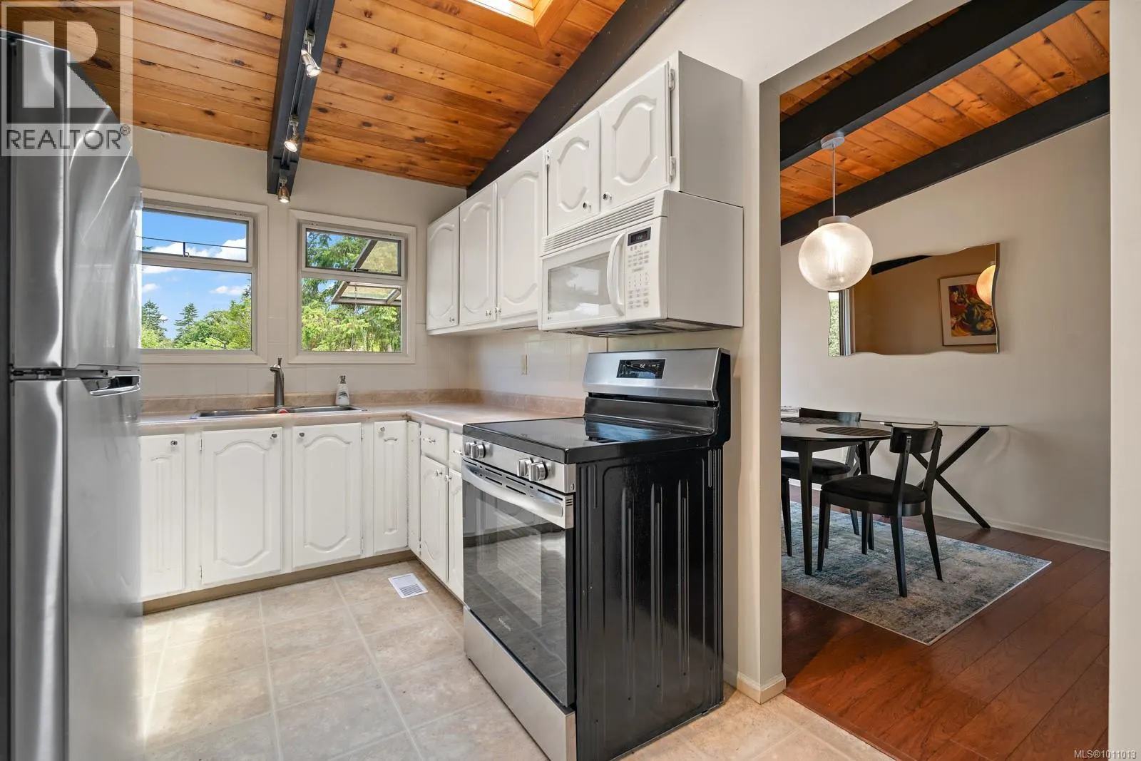 4243 Springridge Dr