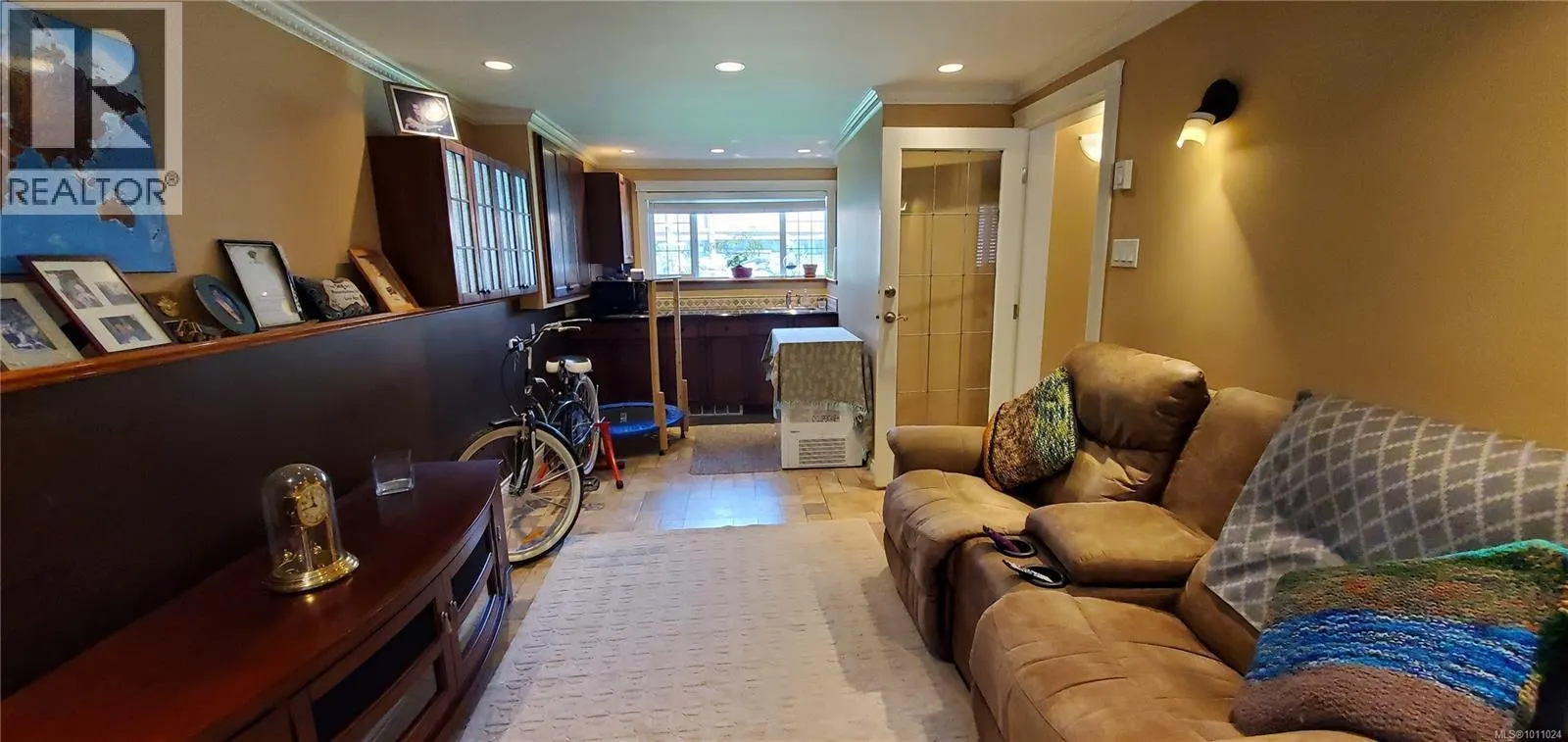 533 Dogwood Dr